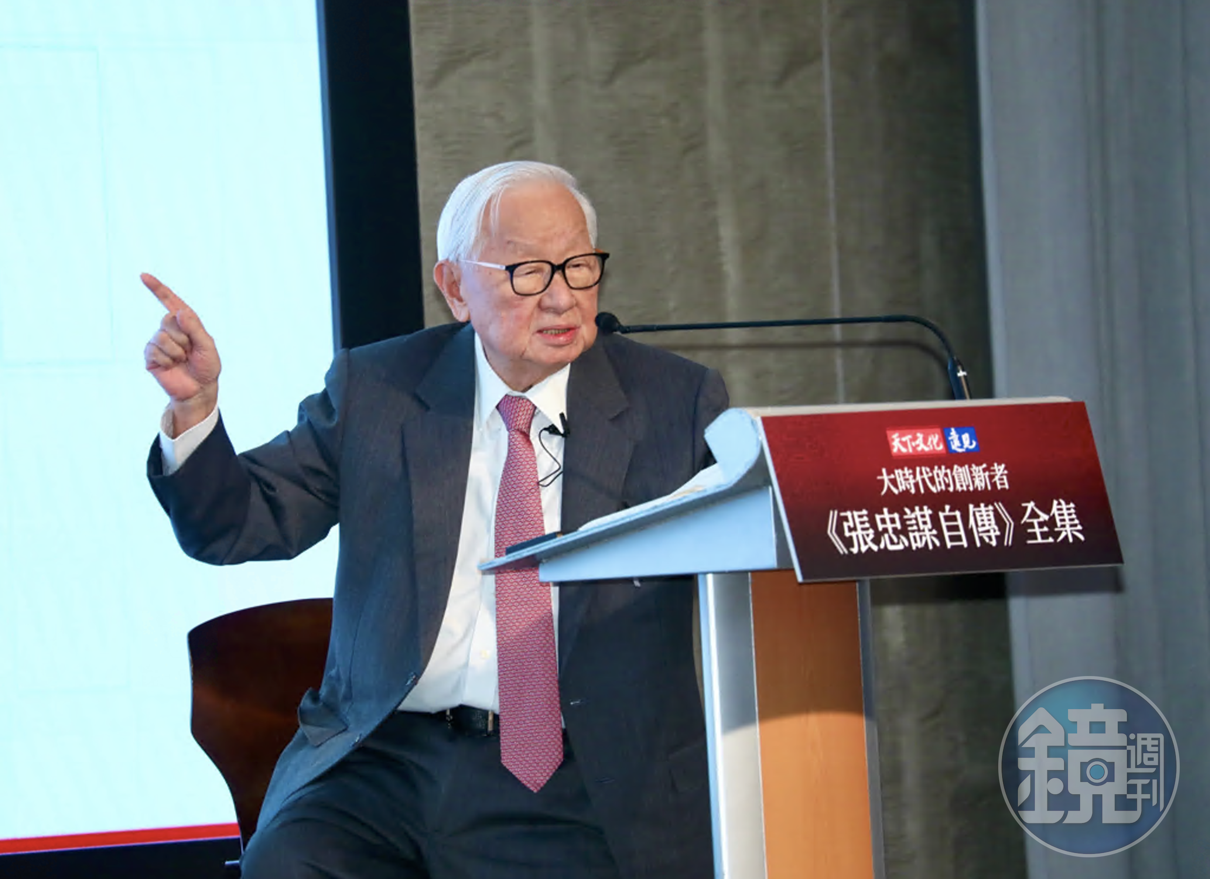 張忠謀認為英特爾沒有新策略也沒有新CEO,這是很難的。