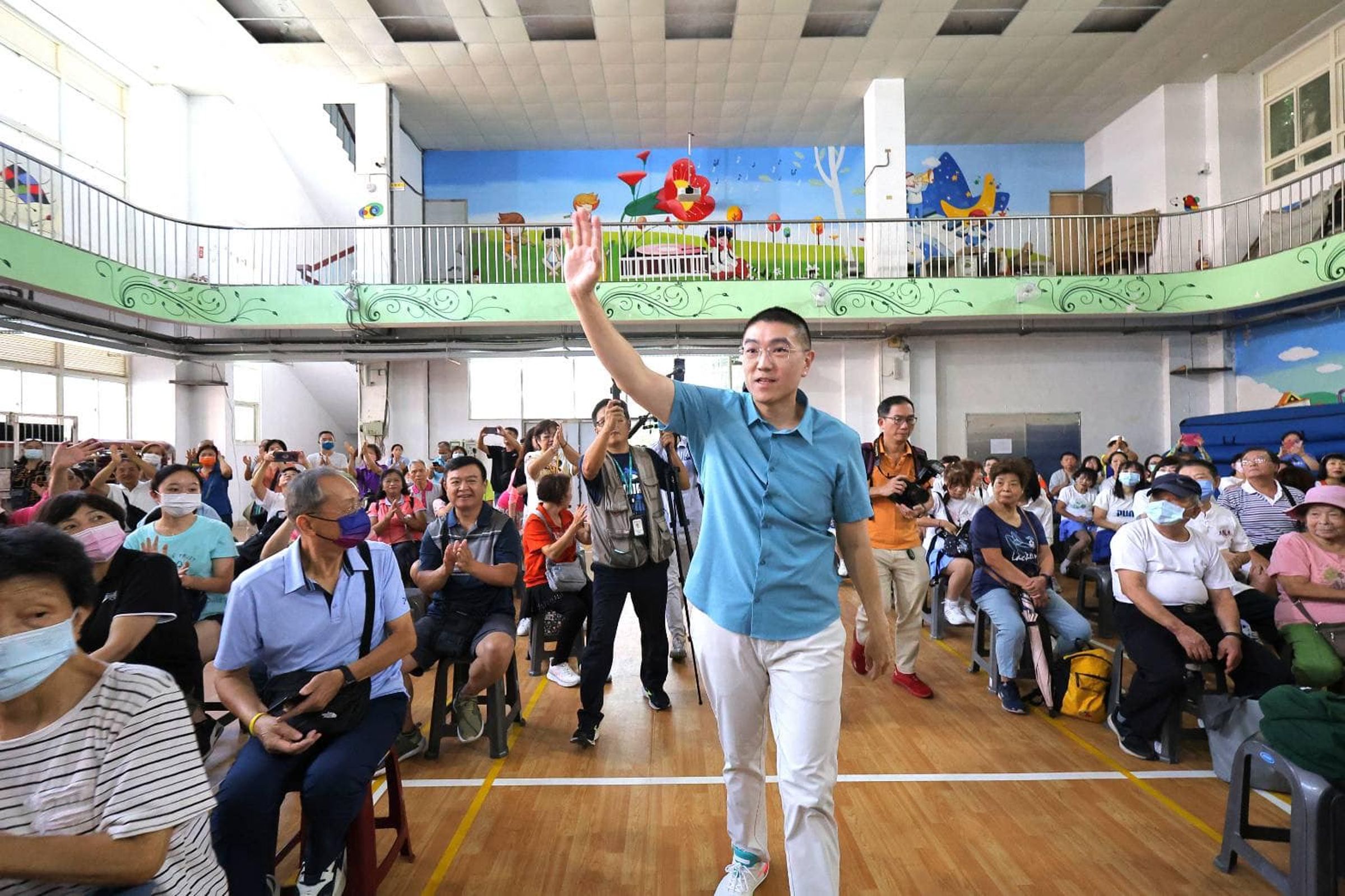 謝國樑今（24日）出席「基隆市體育嘉年華挺善樑活動」。（翻攝自謝國樑臉書）