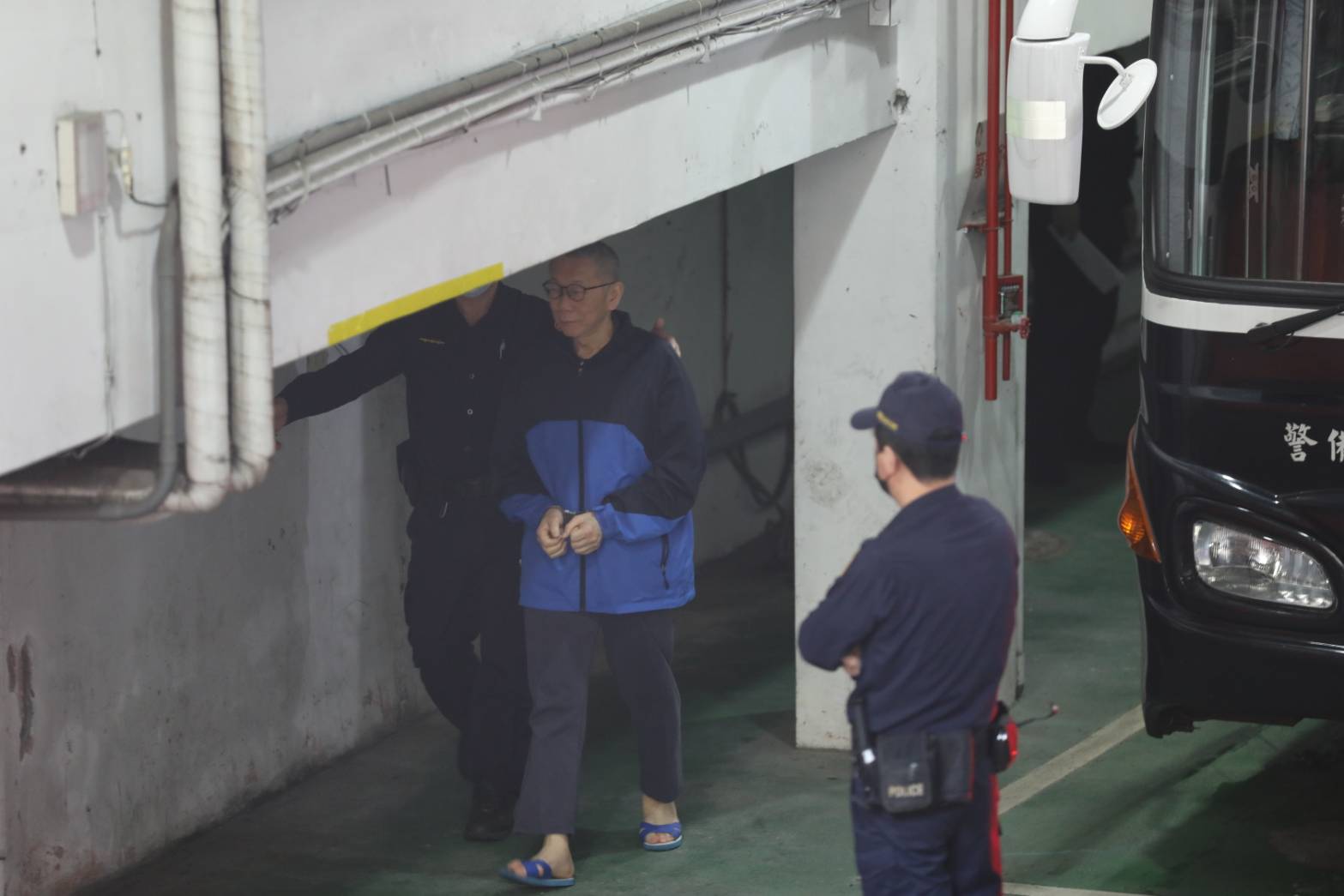 北院今（17日）早上再提訊柯文哲出庭