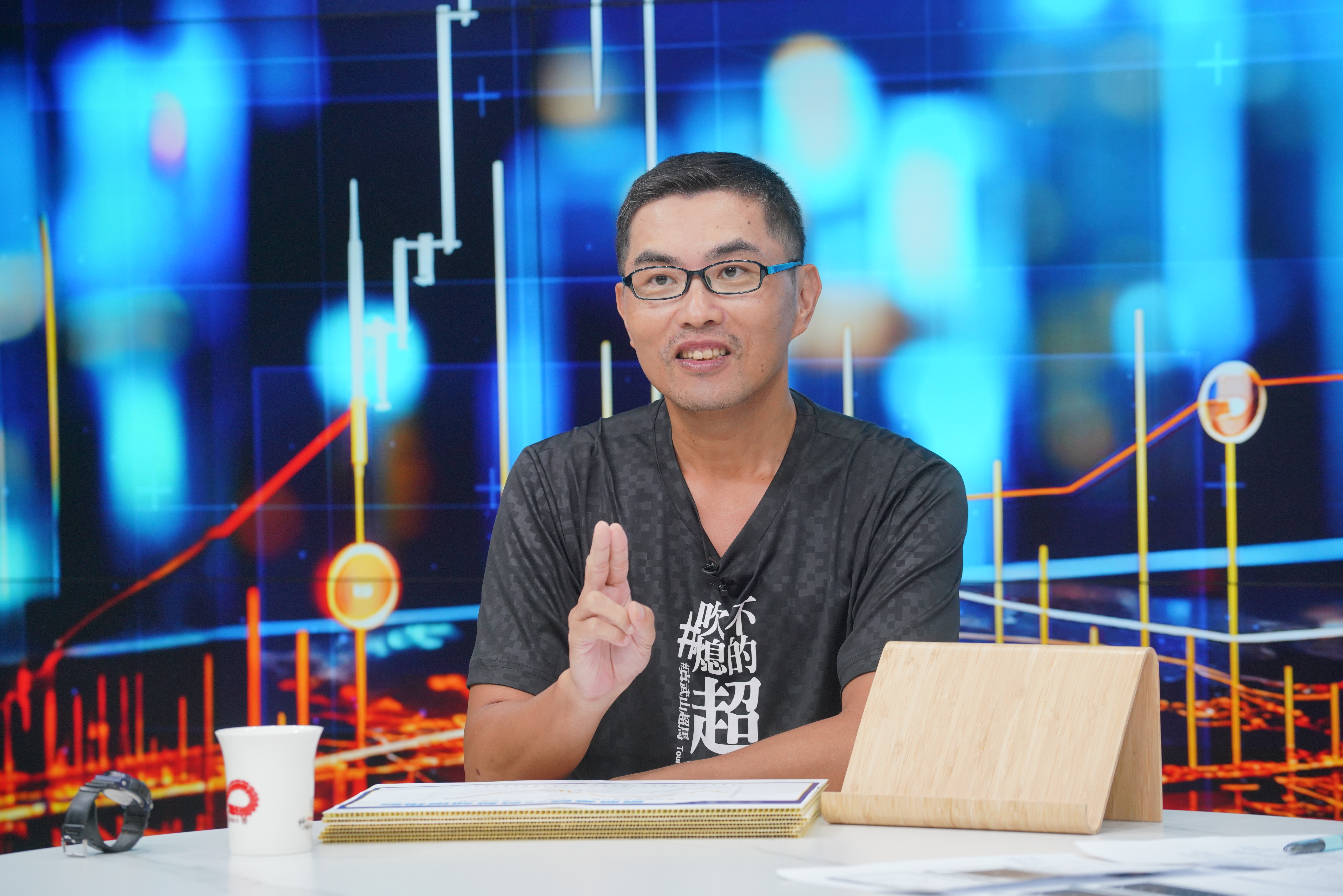 超馬芭樂王仲麟建議用1指標、搭配定期不定額保留資金實力低檔加碼。