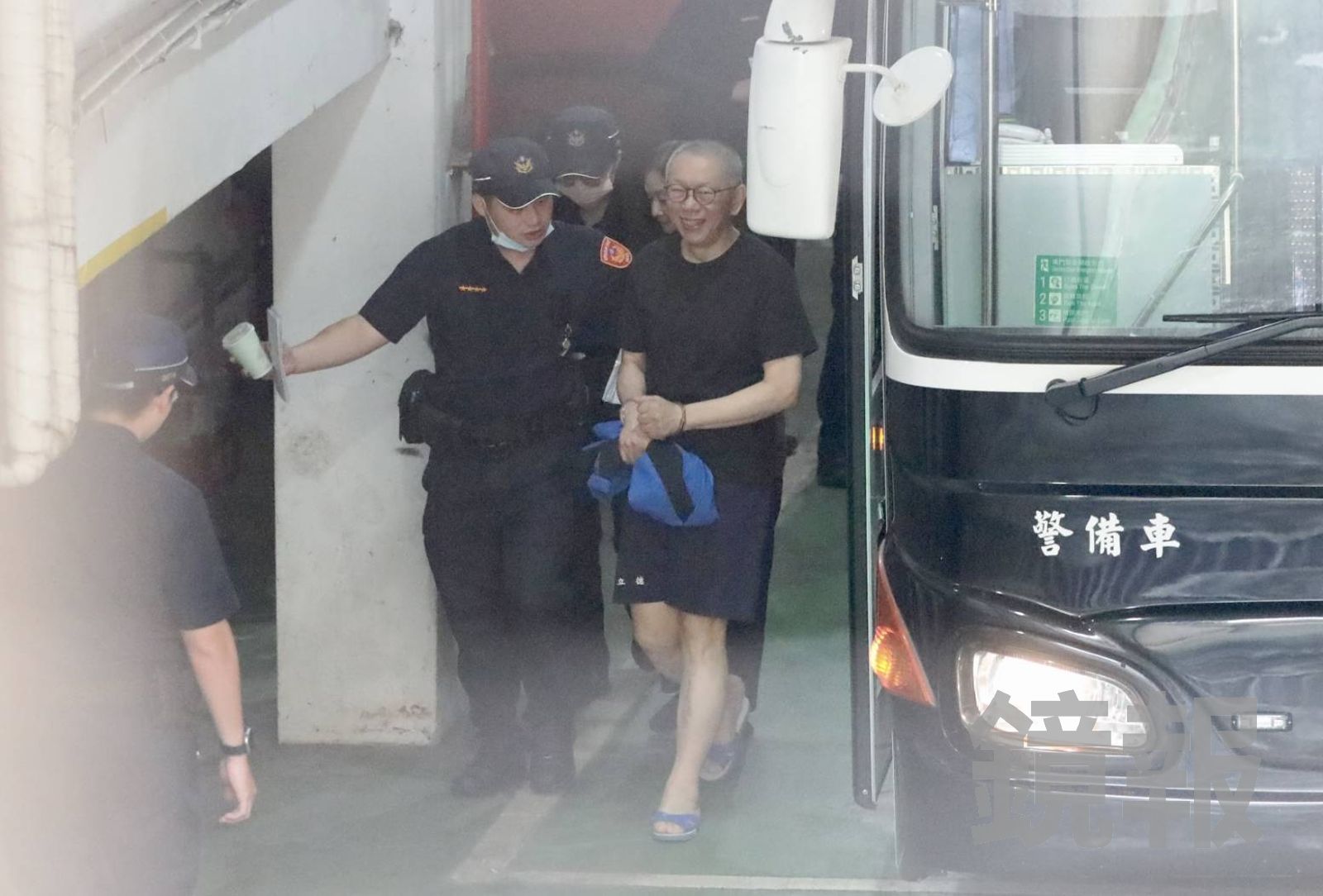 快訊／柯文哲點頭了！　律師：同意由陳佩琪辦理交保程序