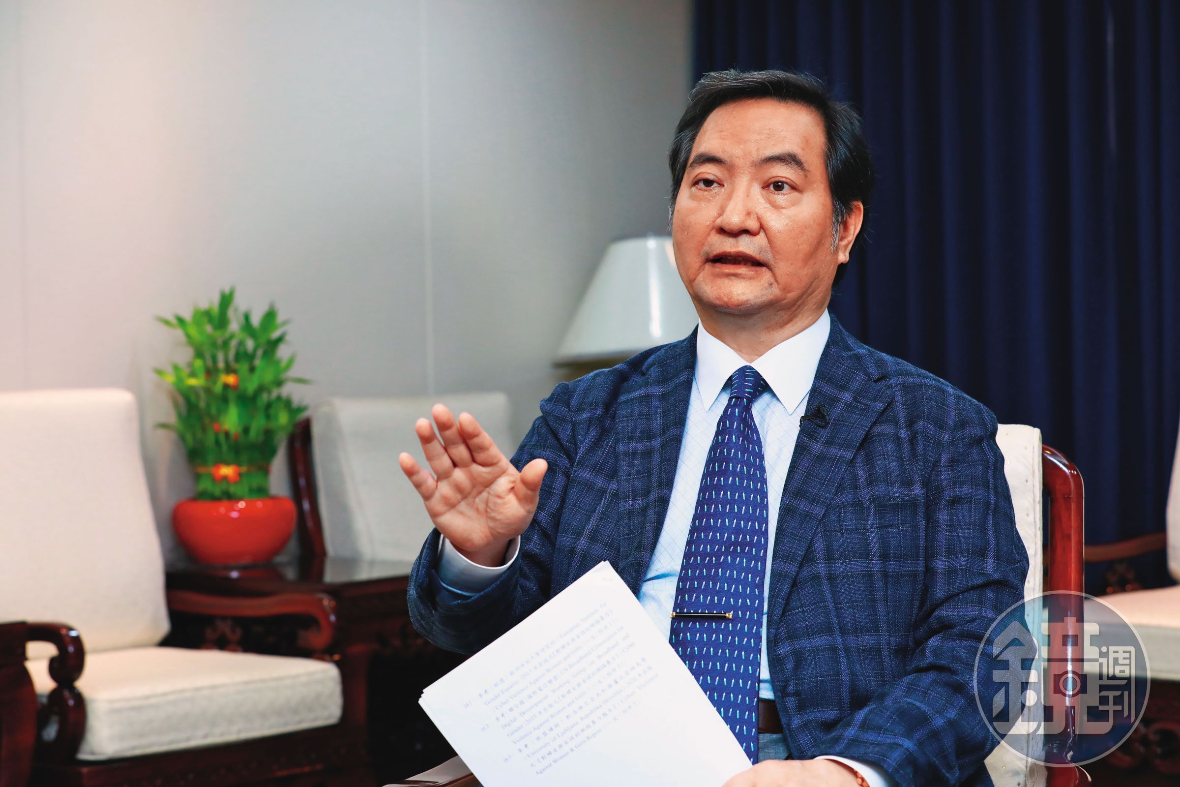 冤獄平反協會理事長羅秉成9年前決定救援鄧屏湘。