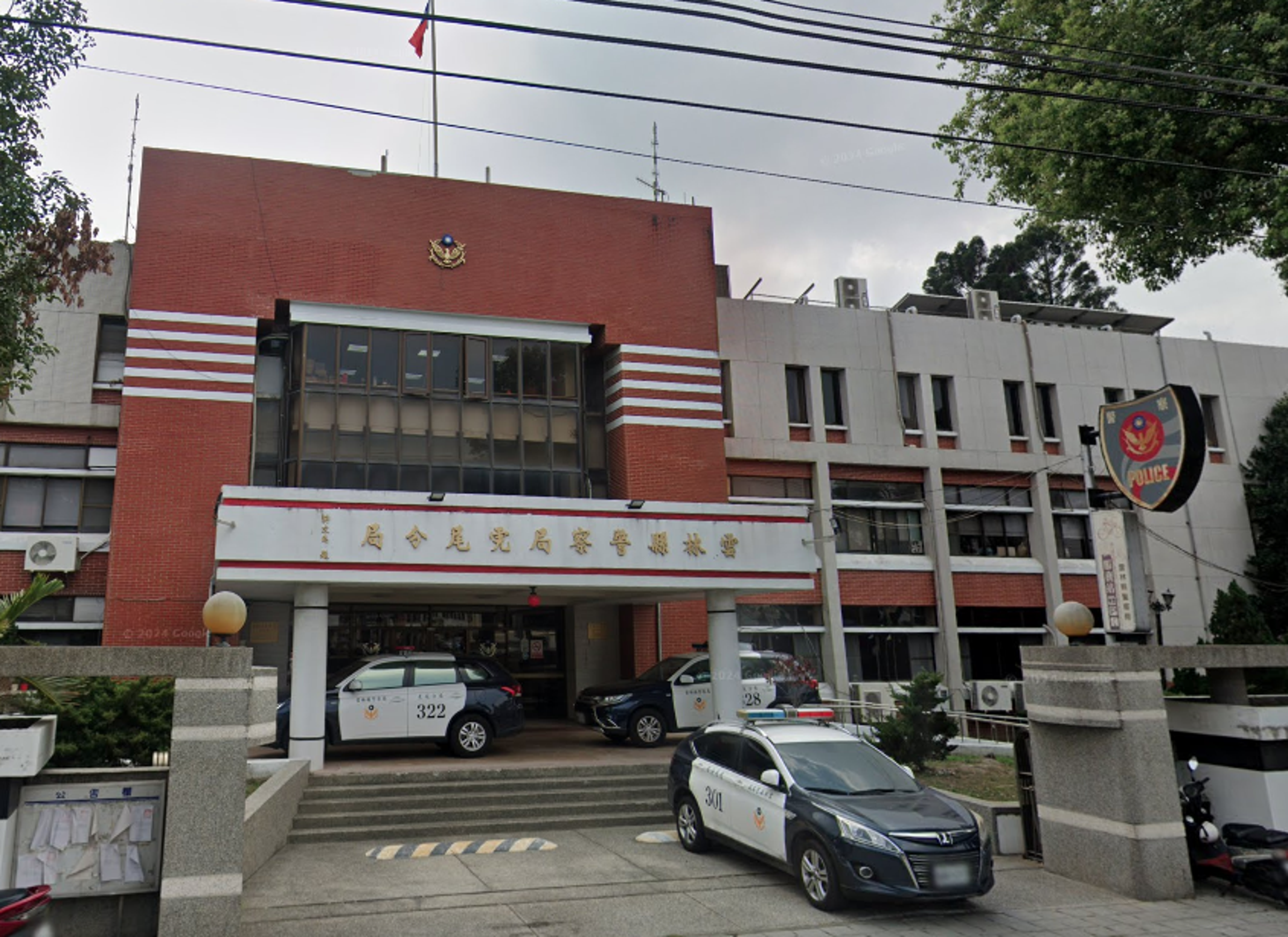 雲林縣虎尾鄉12日凌晨發生弒親血案，涉案男子已被帶回警局偵訊。（翻攝自Google Maps）