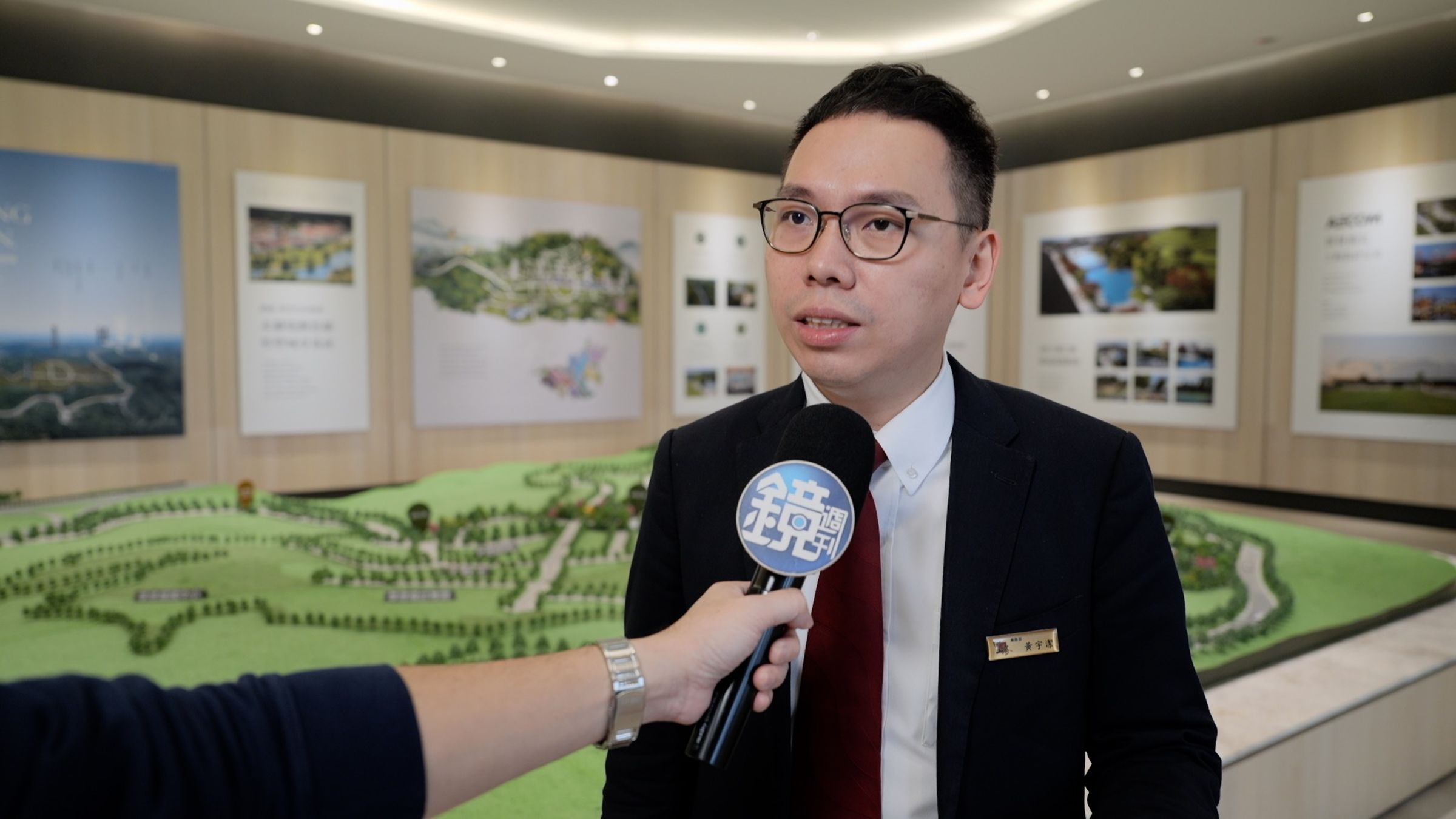 新竹帝寶業務經理黃宇潔表示,愛山林除了打造綠意環繞的舒適生活環境,也積極引進智慧科技,提供住戶完善、安全、貼心的科技服務。