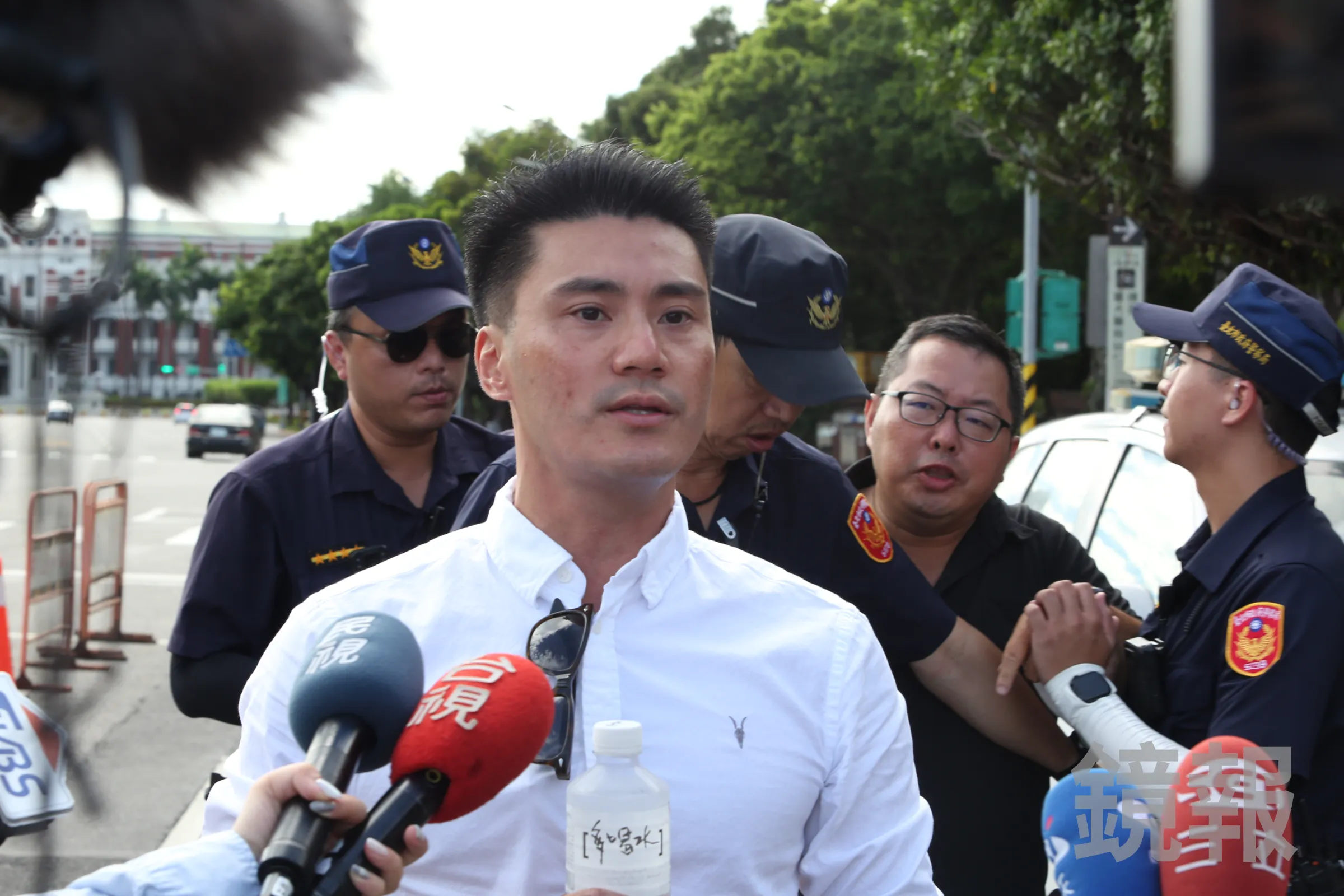 外傳國民黨將在本週開除丁瑀黨籍,丁瑀不滿po文,回嗆「假國民黨」根本就沒有資格開除。(鏡報姜永年攝)