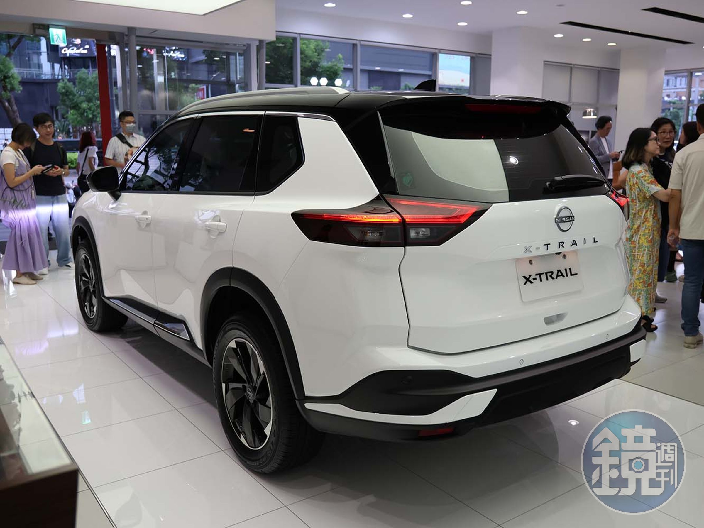 三種車型建議售價94.9萬起。