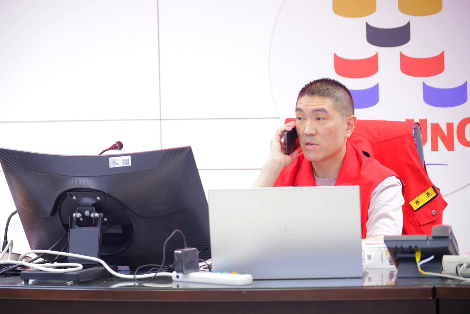 基隆市長謝國樑即將面臨罷免，國民黨今在開記者會「護樑」嗆林右昌市府涉弊。（翻攝自謝國樑臉書）