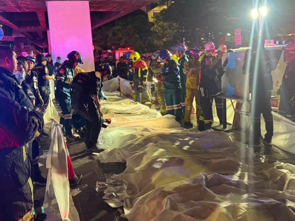 曼谷酒吧惡火27死！驚悚逃生畫面曝光　網紅閨密：起初以為乾冰…後來人燒成火球
