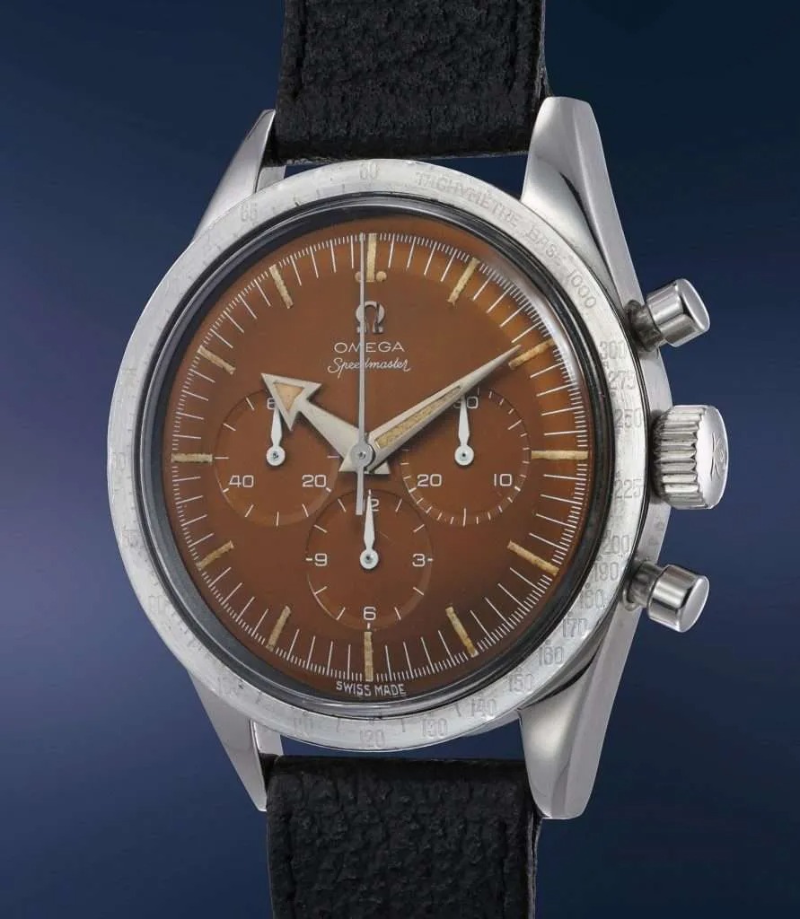 CK2915 將實用與識讀性放在首位,定義日後 Speedmaster 設計語彙。