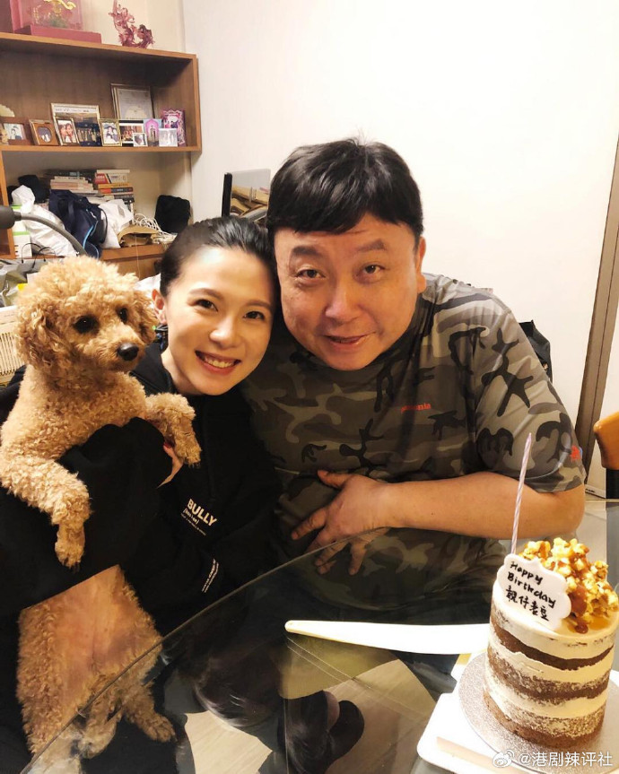 王晶批評姜濤變成迴旋鏢，反而成為女兒王海榛遭攻擊的理由。（翻攝自王海榛微博）