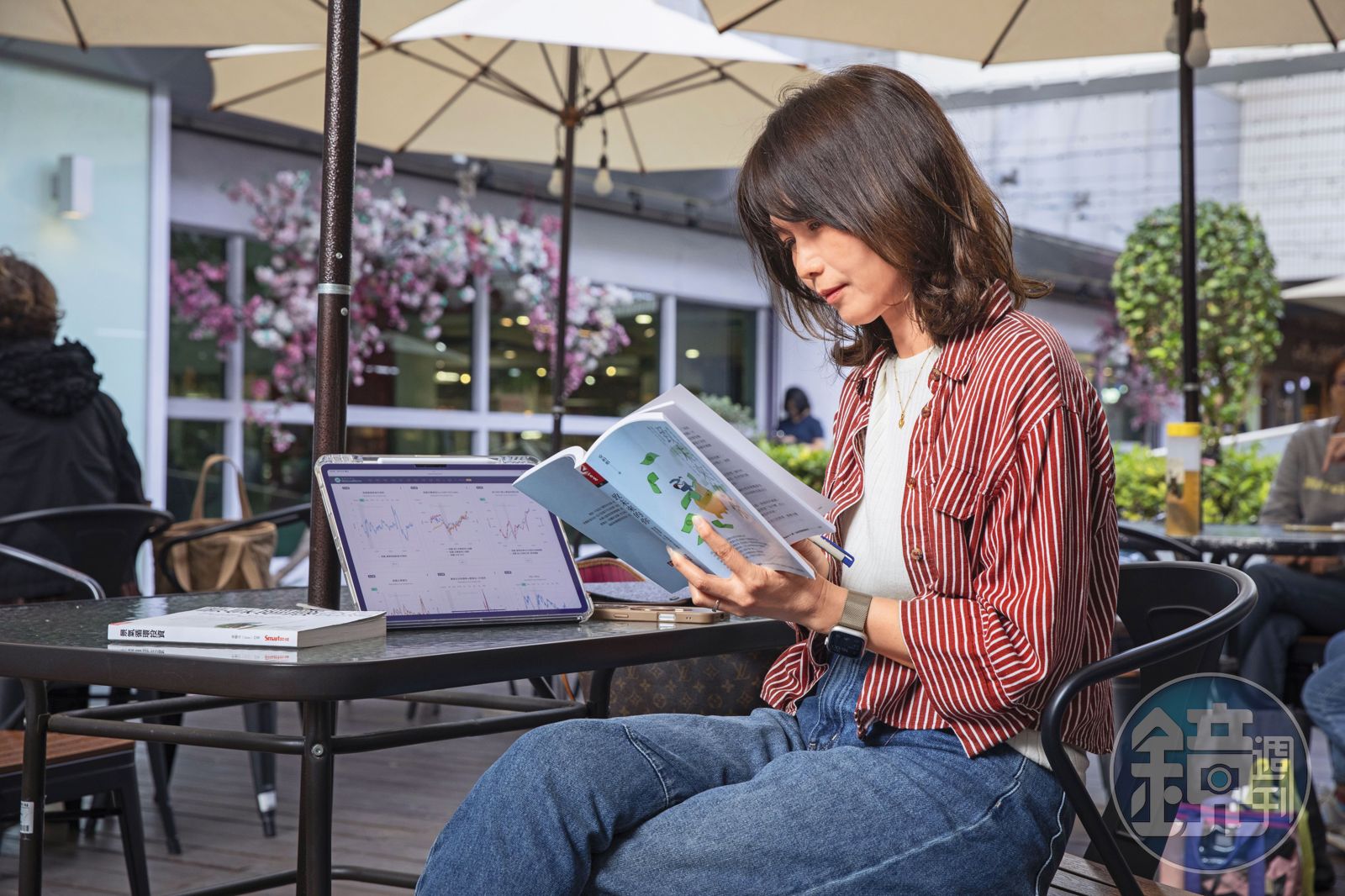 操盤手退休配置3/不怕崩盤被迫出場 她退休後靠這招撐過空頭