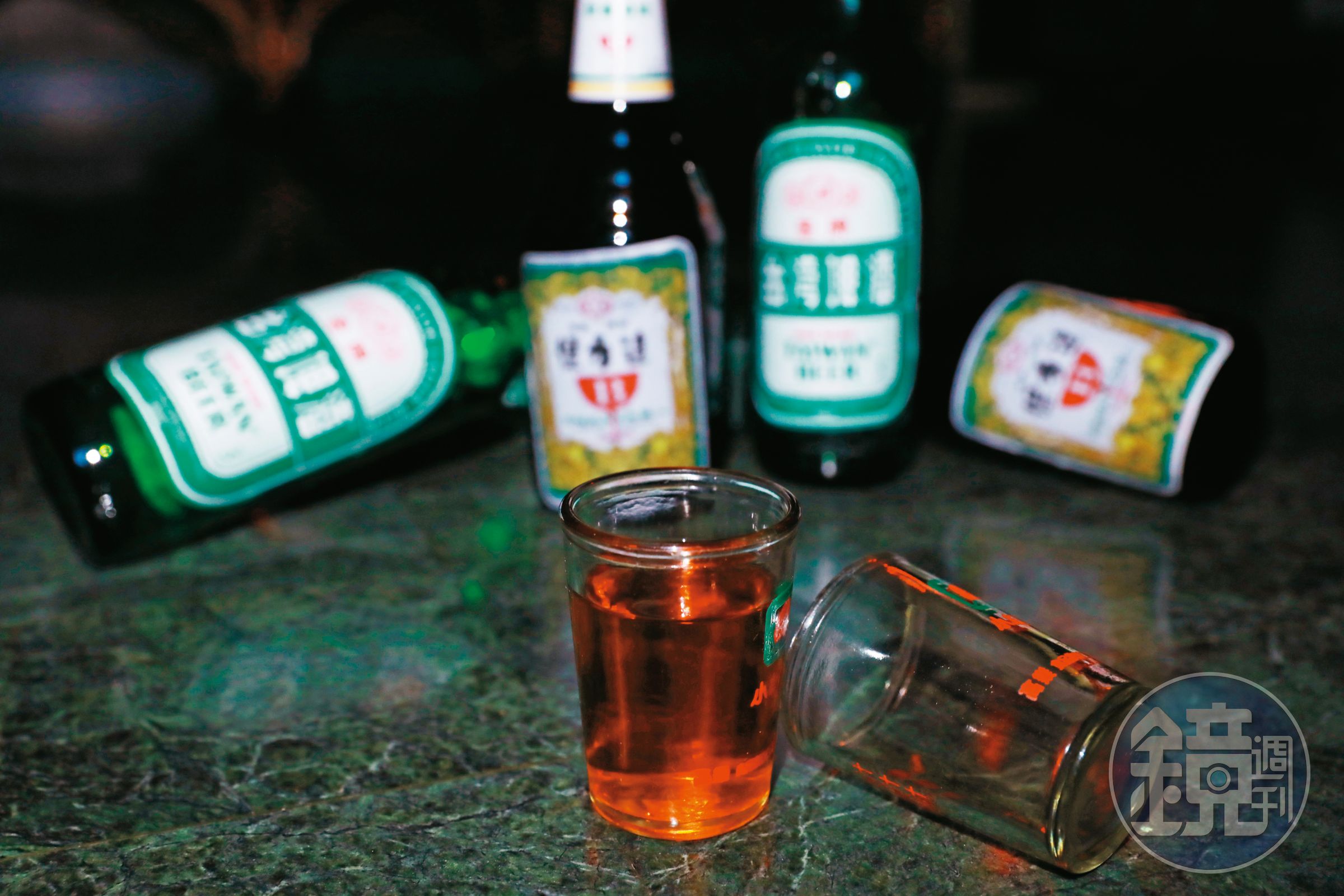 分隊士兵爆料,隊上士官兵經常違規飲酒,最愛喝啤酒加保力達。圖為示意圖。