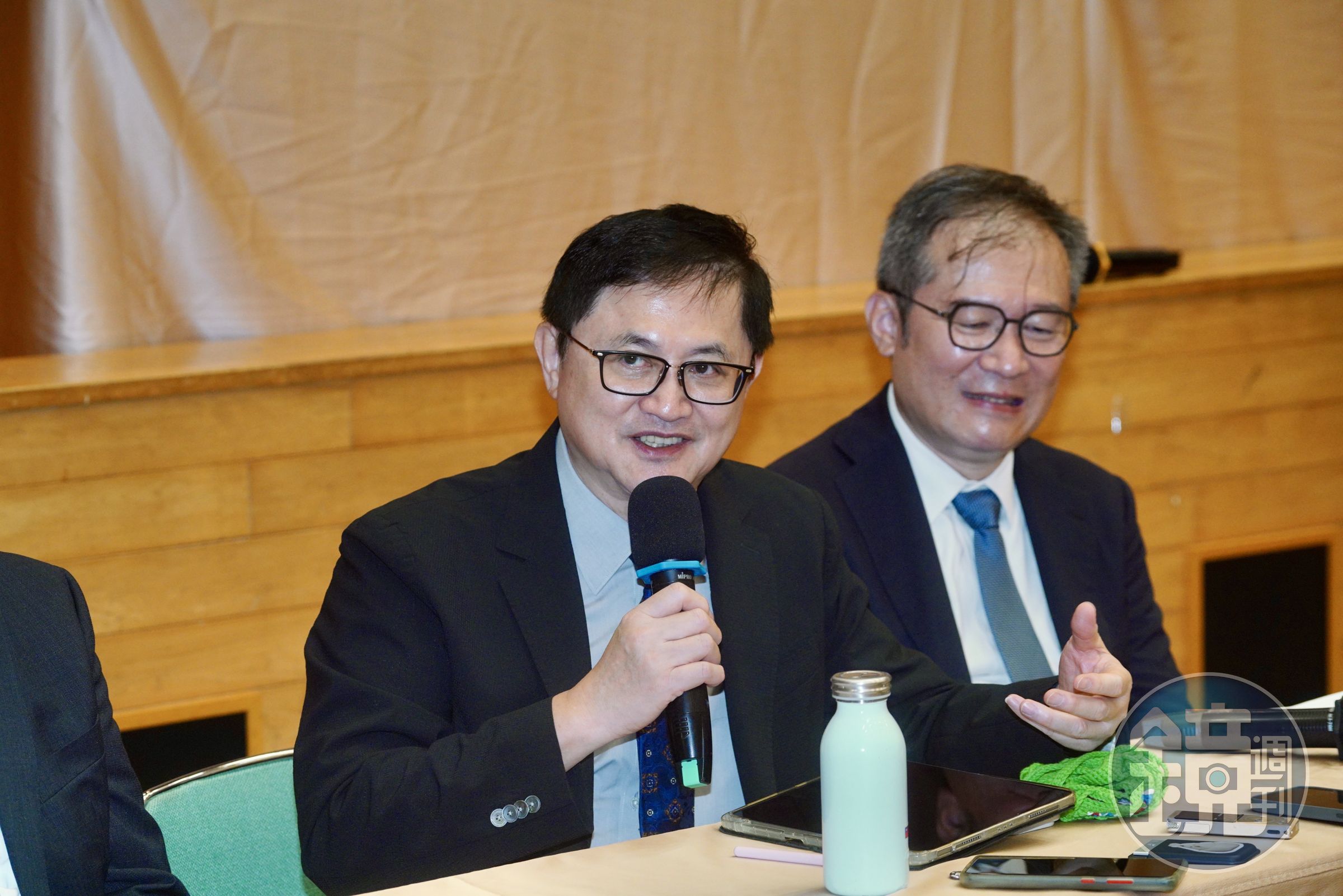 和碩集團董座童子賢於今（28）日股東會後接受媒體訪問。