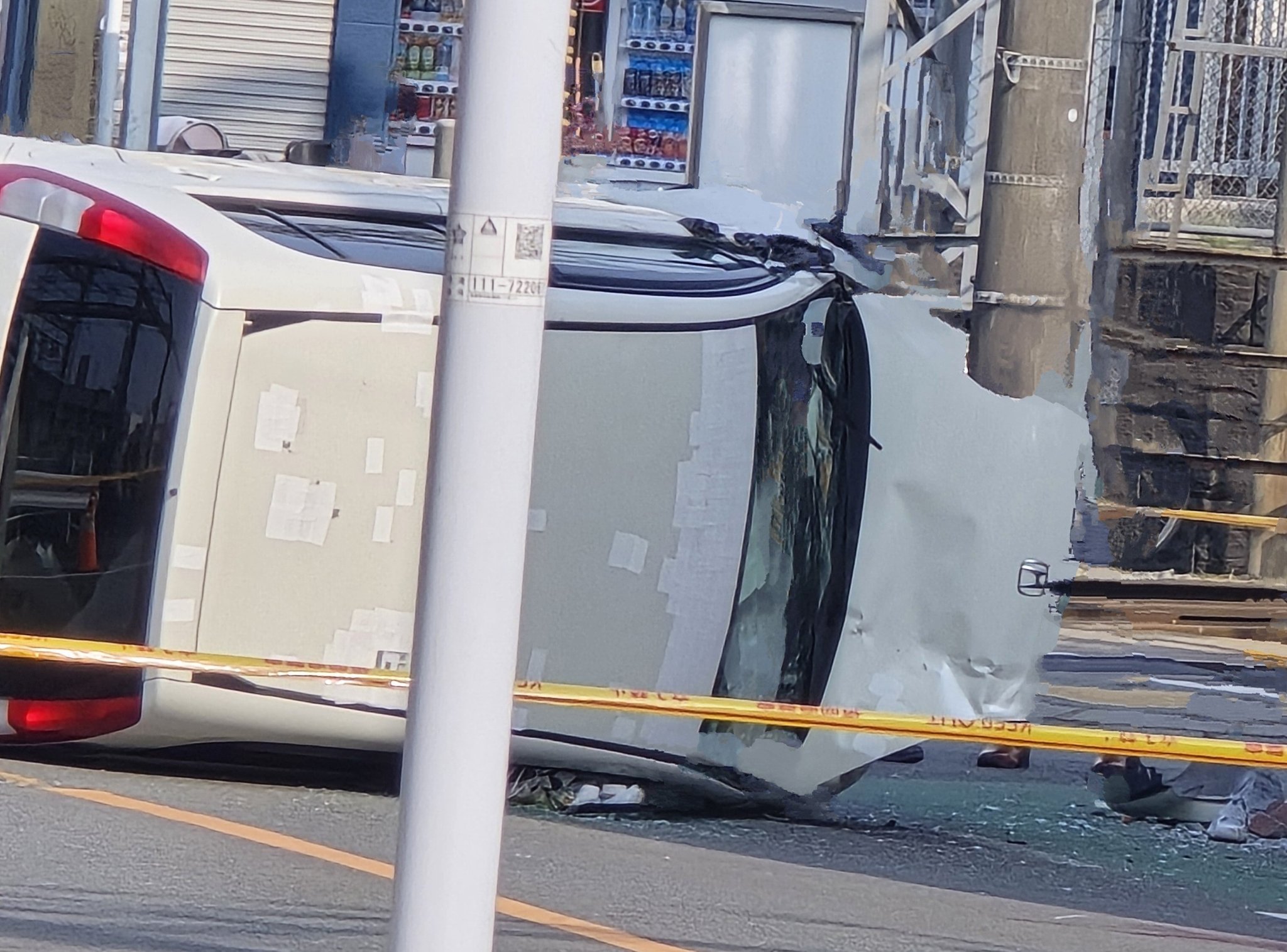 日本又爆汽車衝撞，受害者同樣是小學生們。（翻攝X@Gt8VUlzRG7buafO）