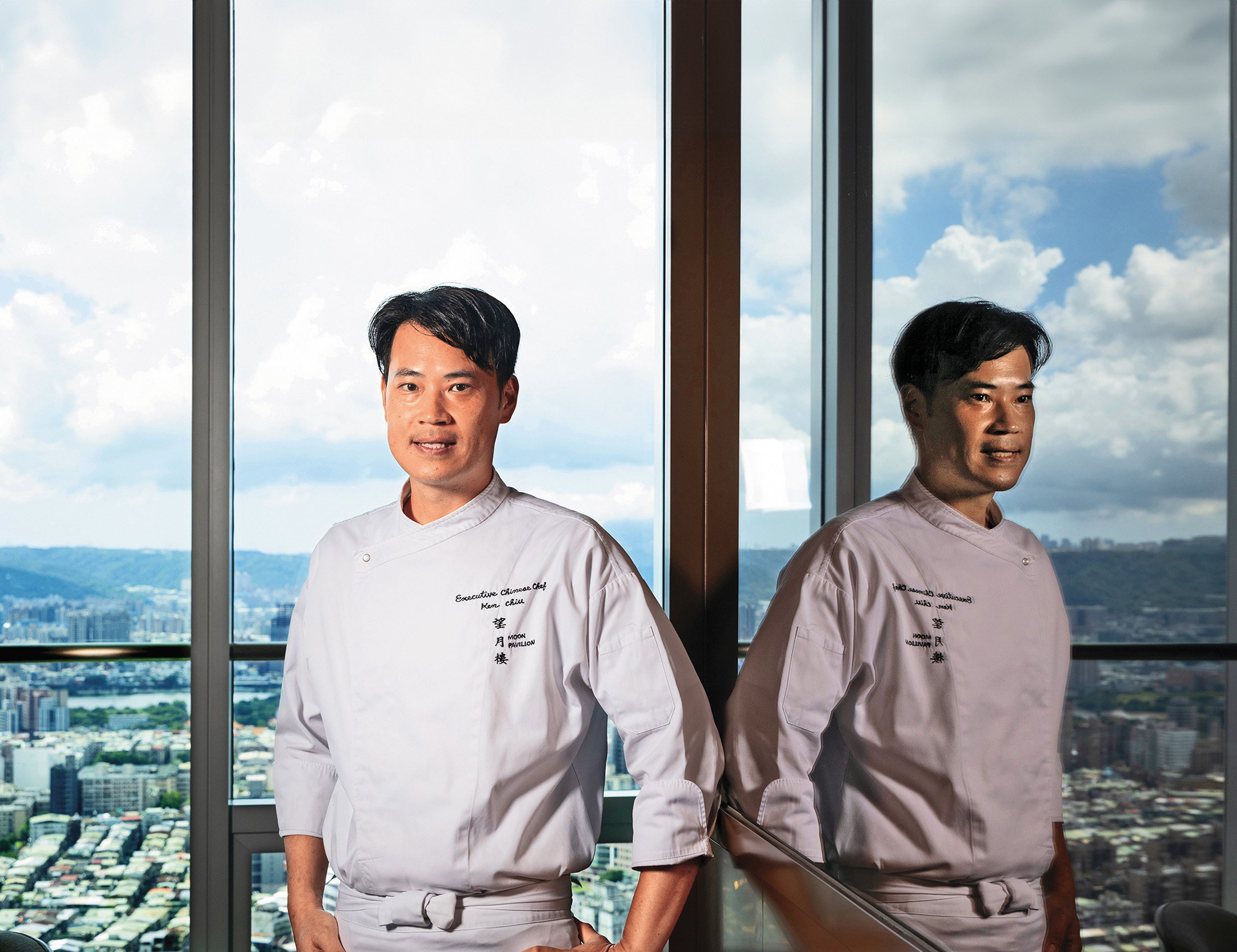 主廚邱龍俊為望月樓更新7成菜單，經典與創意交織，令人耳目一新。