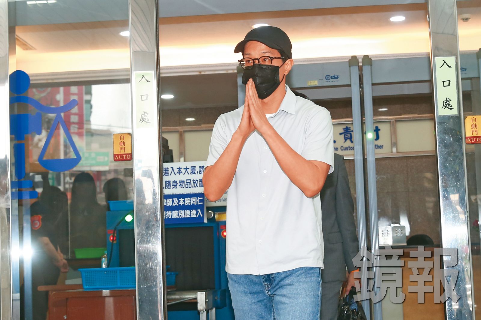 薛仕凌深陷閃兵案，讓他的演藝事業暫時停擺，整個人目前神隱中。（鏡報提供）