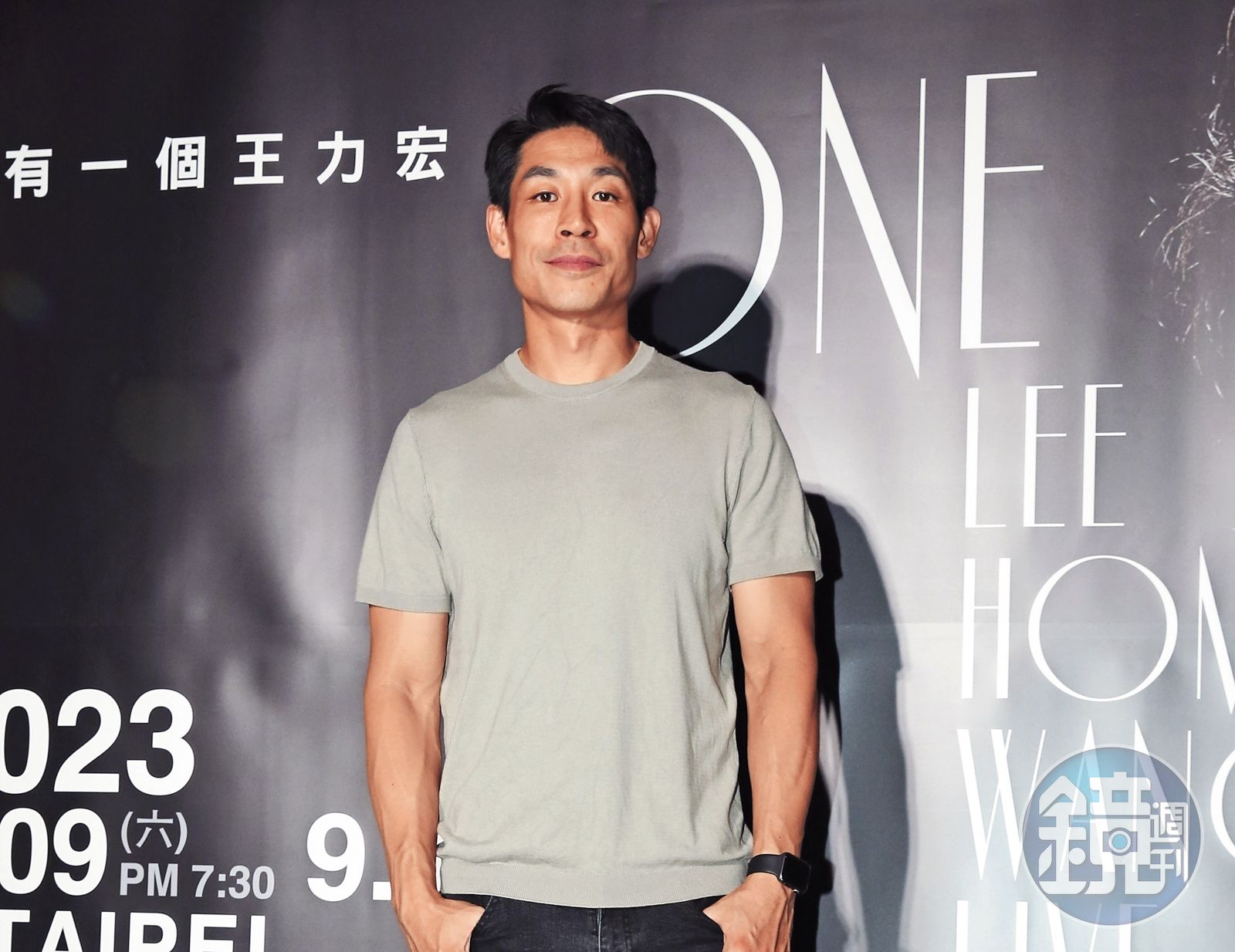 去年藍鈞天參加「ONE Leehom Wang一個王力宏」小巨蛋演唱會，獨照的他當時與老婆陳羽柔之間的摩擦尚未正式浮上檯面