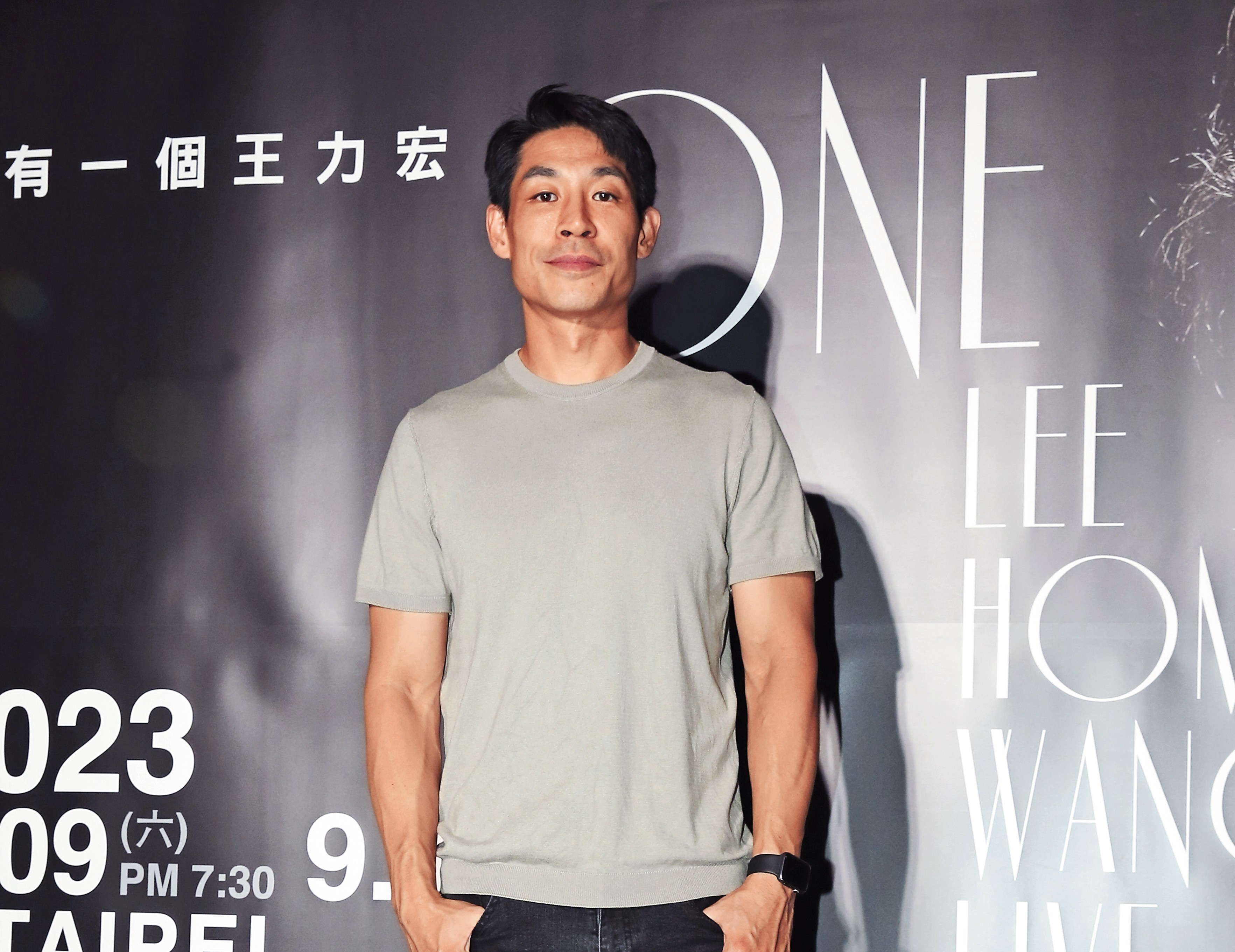去年藍鈞天參加「ONE Leehom Wang一個王力宏」小巨蛋演唱會，獨照的他當時與老婆陳羽柔之間的摩擦尚未正式浮上檯面。