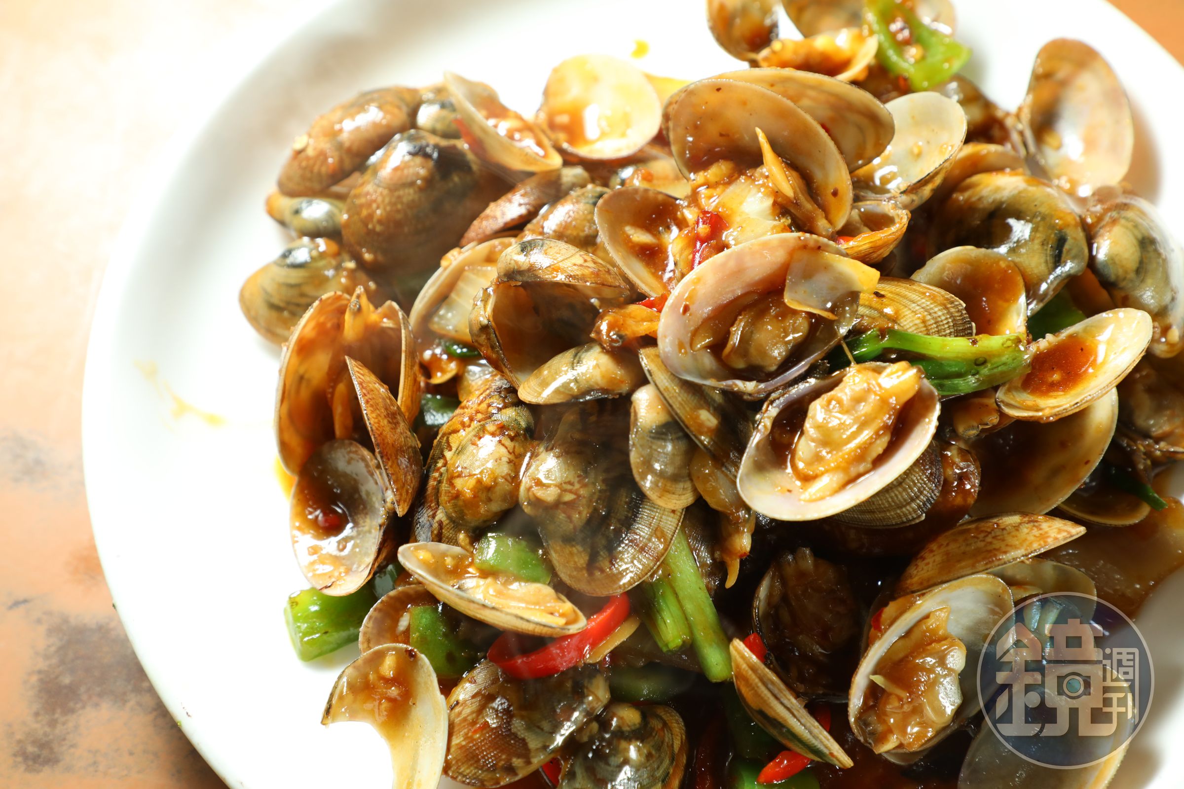 「豉椒炒蜆」的醬料是一絕，炒什麼應該都好吃。（港幣80元／份）