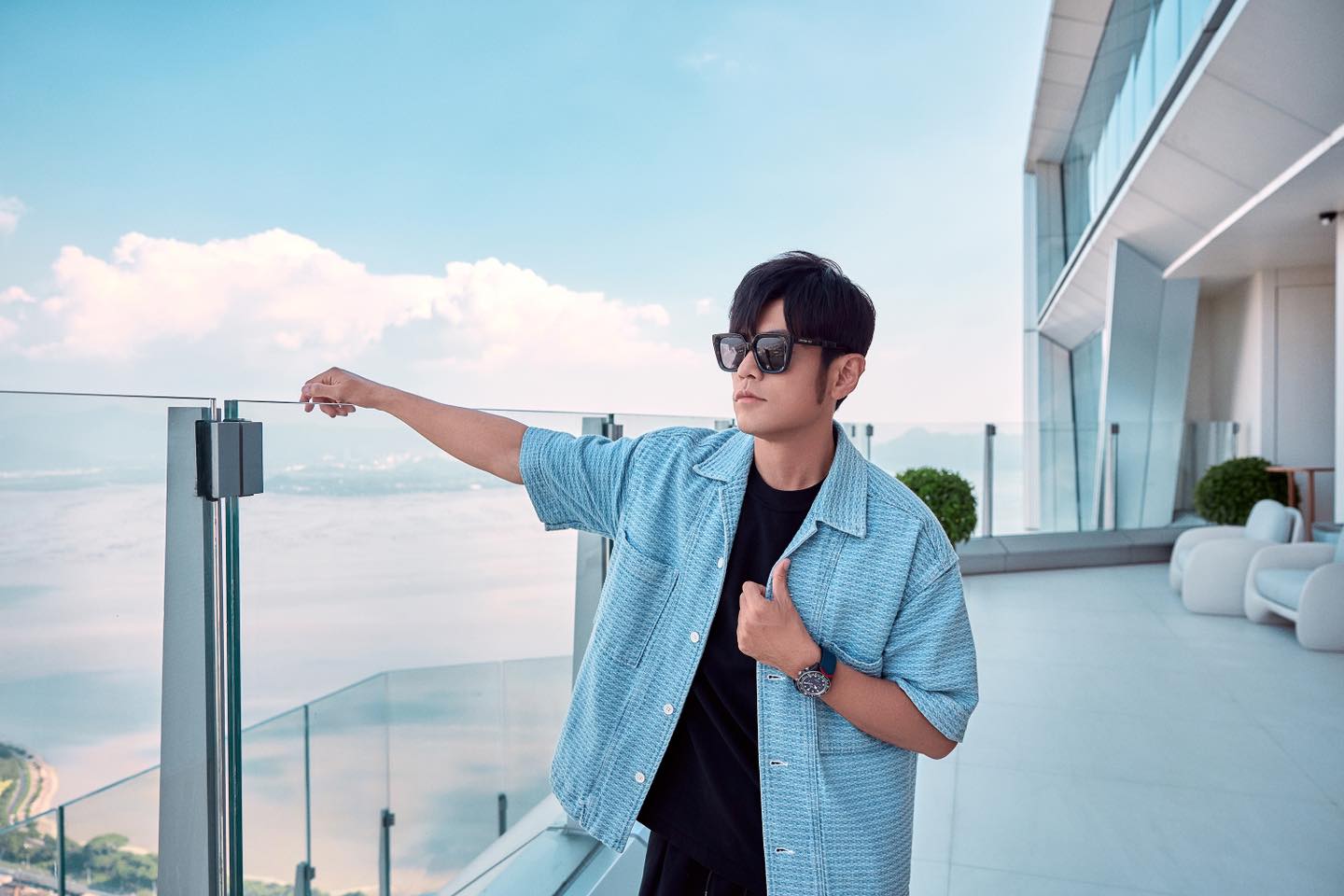 周杰倫準備對魔術師小夥伴蔡威澤提告。（翻攝自周杰倫臉書）