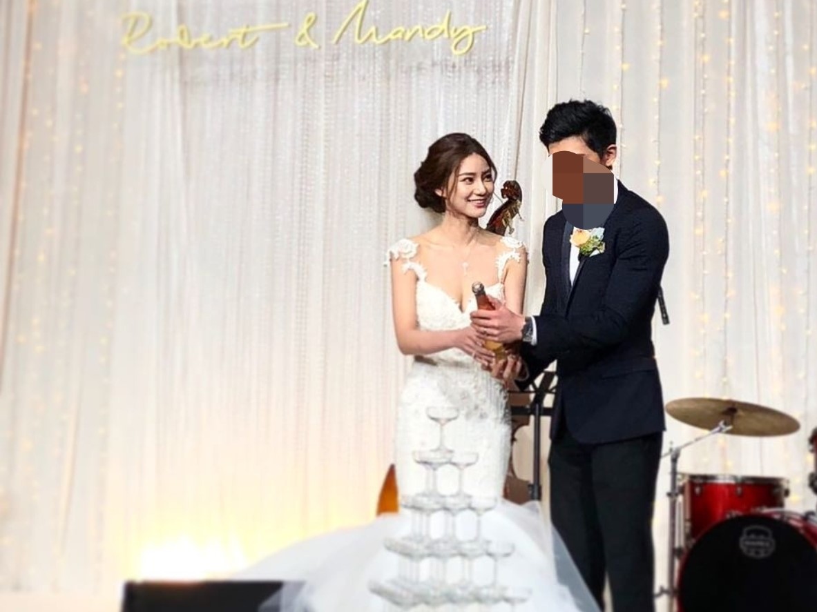 Mandy（馬筱梅）的前夫Robert（右）被葛姓名嘴在臉書上直指他利用造假體檢躲兵役。（翻攝自鄭揚融IG）