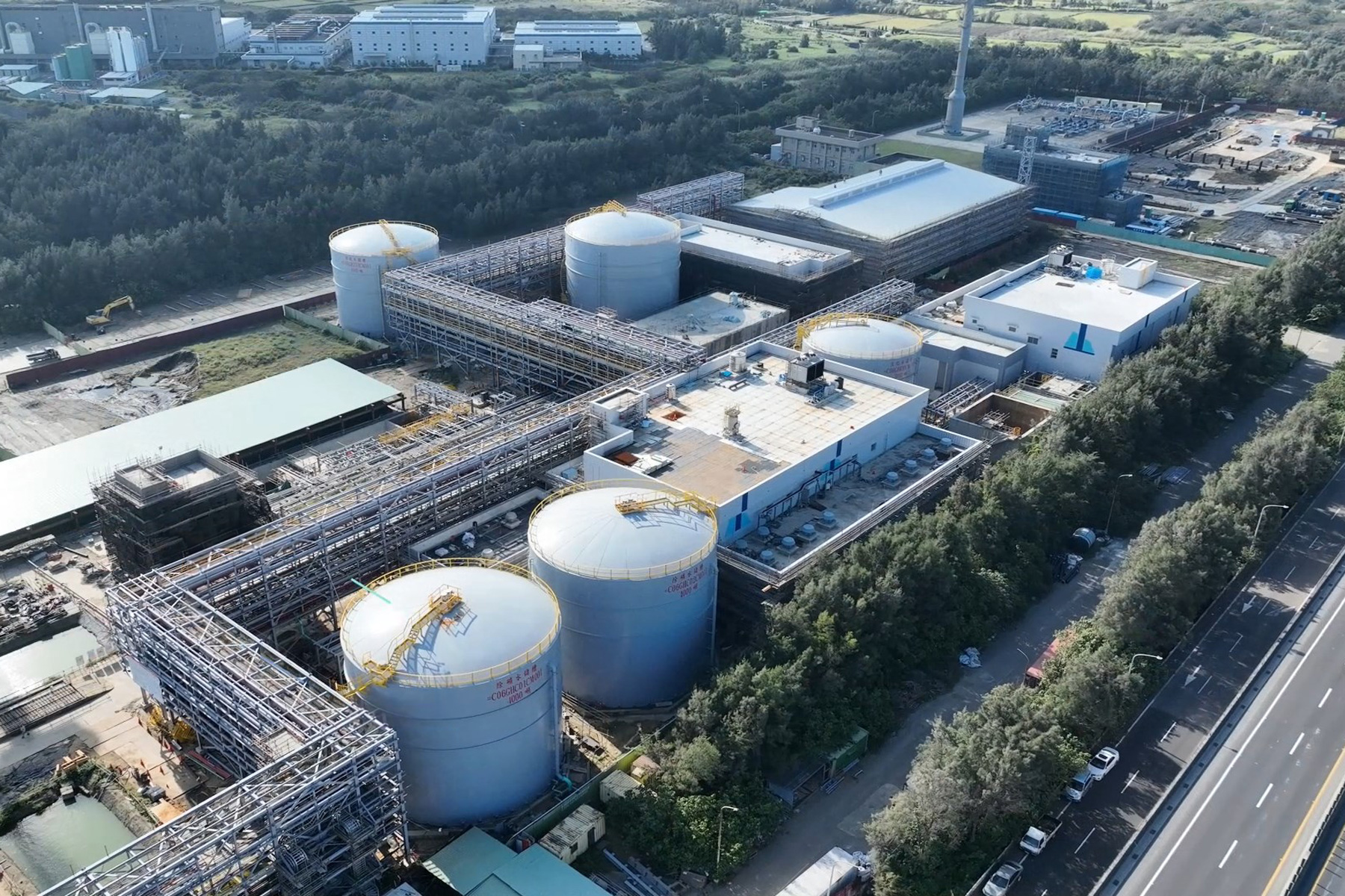 張立雍中期目標是要在5年內讓安倉資本額達到6億元，這樣大潭電廠這類大案子就有機會獨力承接、統包，也就是說市場上80％以上、60億元以內的工程都能吃下來。（安倉提供）