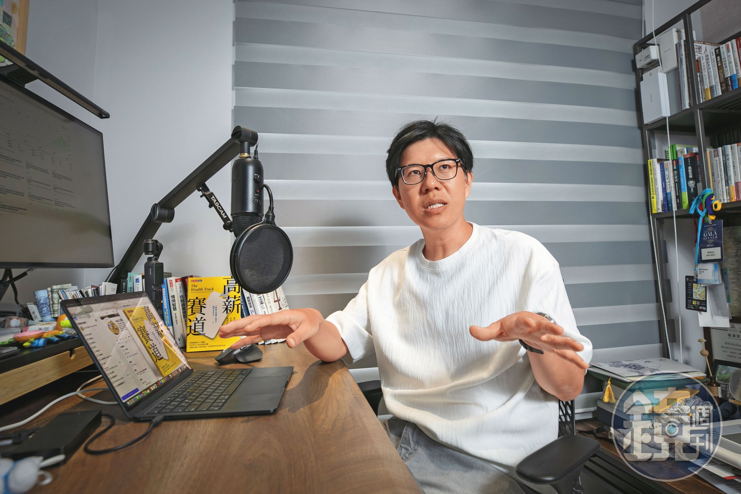 《科技工作講》Podcast主持人抹布，分享科技圈轉職及談薪技巧，幫助不少人順利求職。