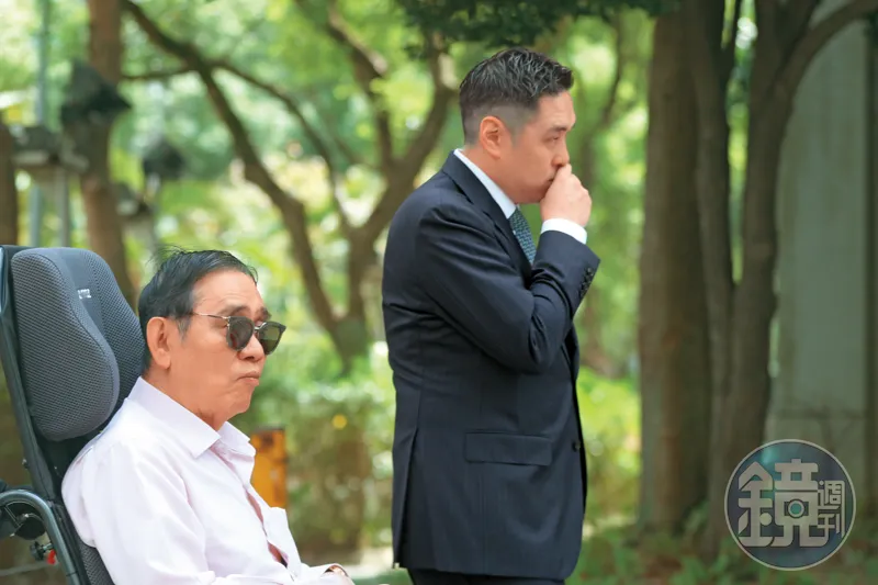 王文洋摔床骨折1／千億總裁送台大緊急動刀！出院當天就進公司　休養期王泉仁全陪伴