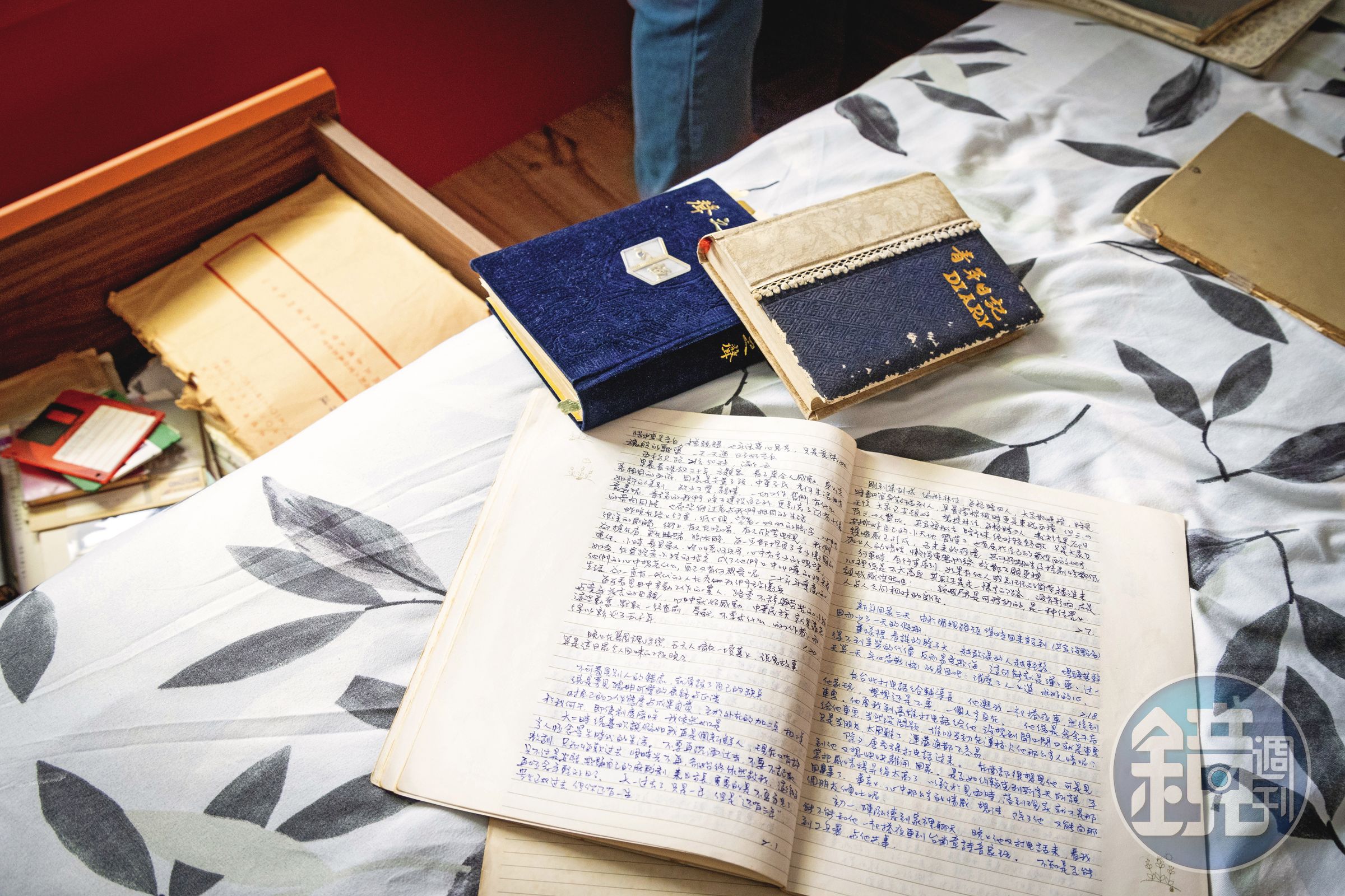 畢恆達從國中二年級開始寫日記，寫了20多年，直到學成歸國教書太忙才停止。