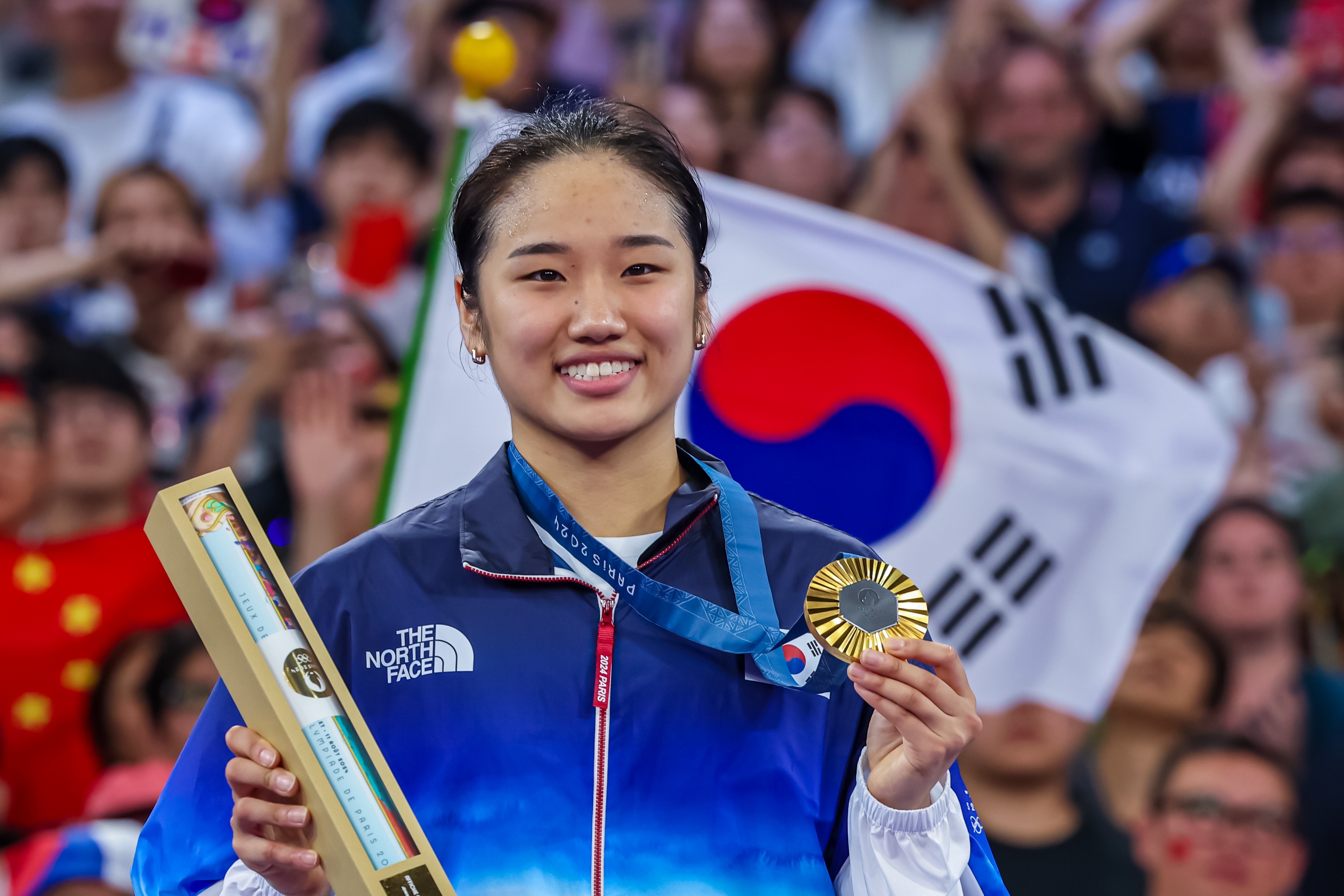 南韓球后安洗瑩在奧運奪金後，表達對南韓羽協的不滿，並暗示退出國家隊。（翻攝自X@bwfmedia）