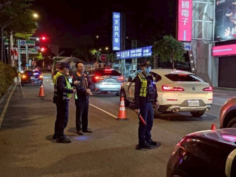 交通部研擬修正《道路交通管理處罰條例》，針對毒駕拒絕檢測者，首次就將開罰27萬元。（翻攝畫面）