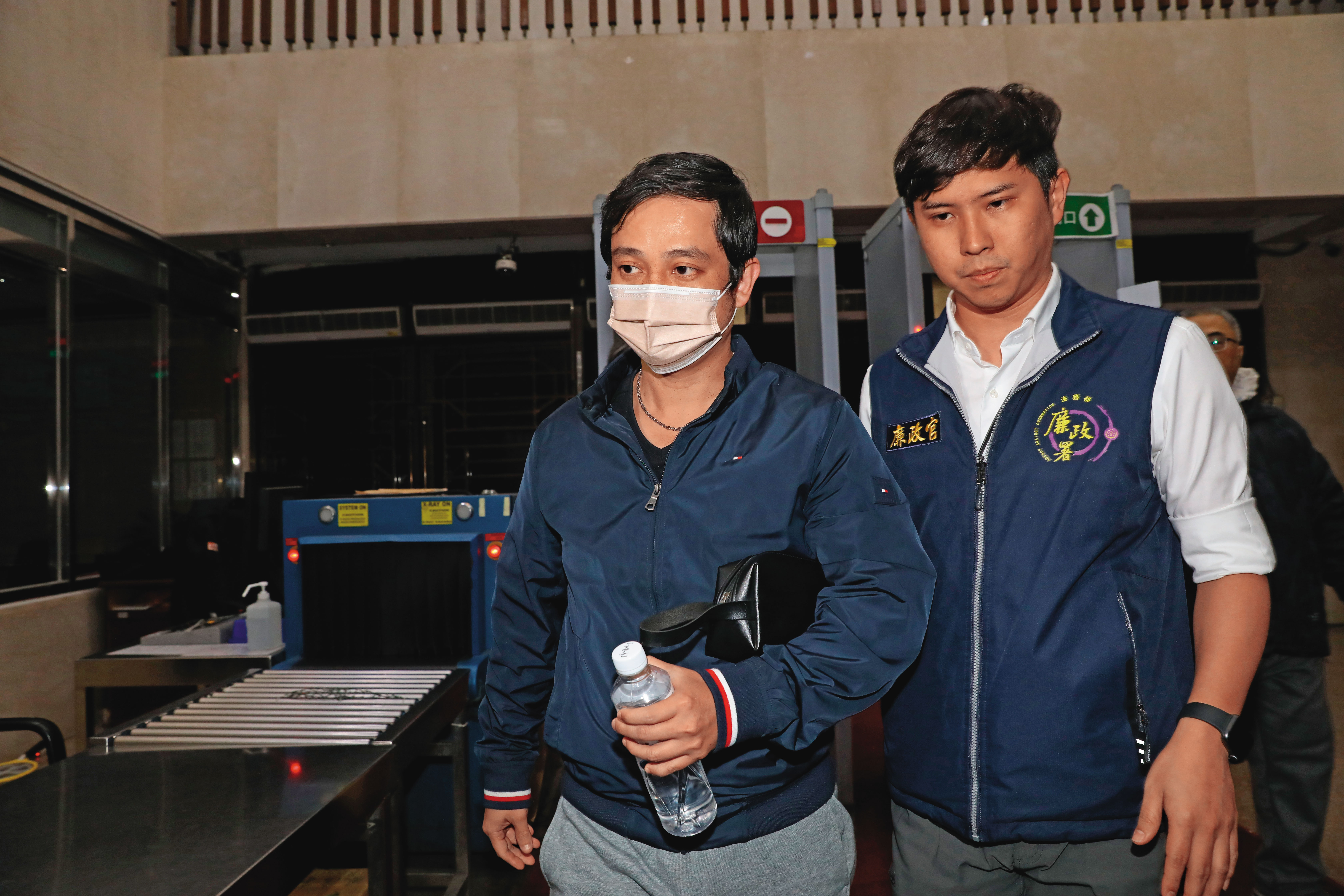 立錡科技負責人康立錡被約談後以30萬元交保。