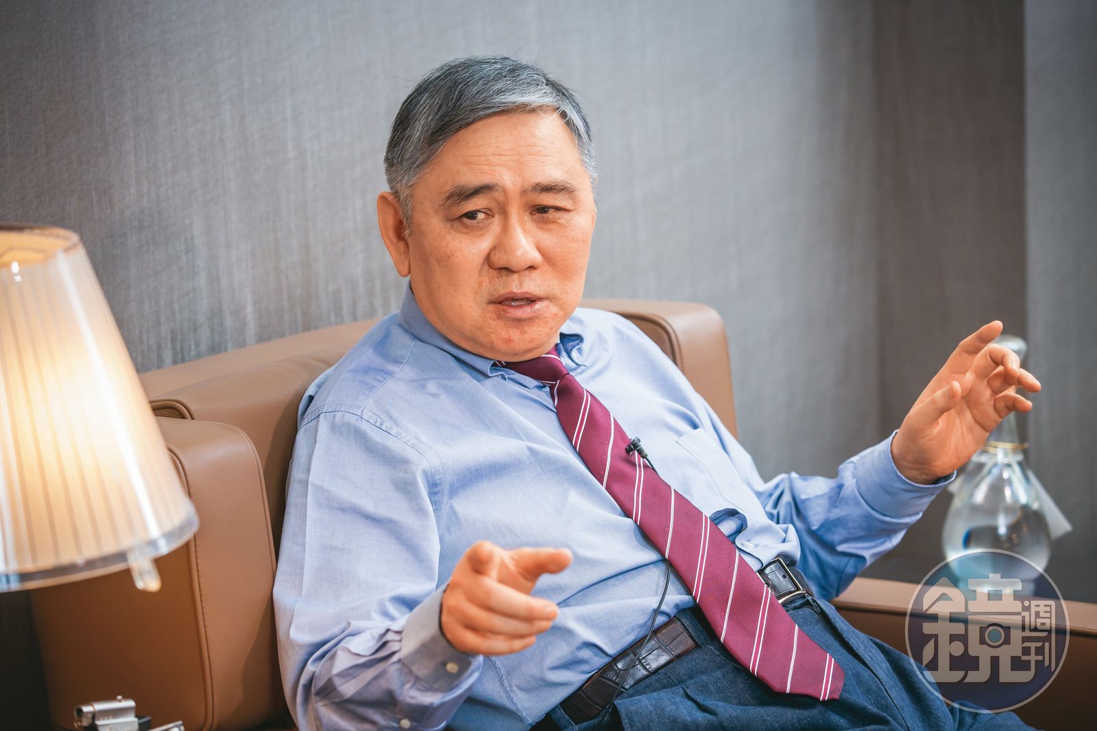 王文洋摔床骨折4/王文洋為見兒子告呂安妮!找徵信社追查行蹤 郭姓學長案私訊成關鍵