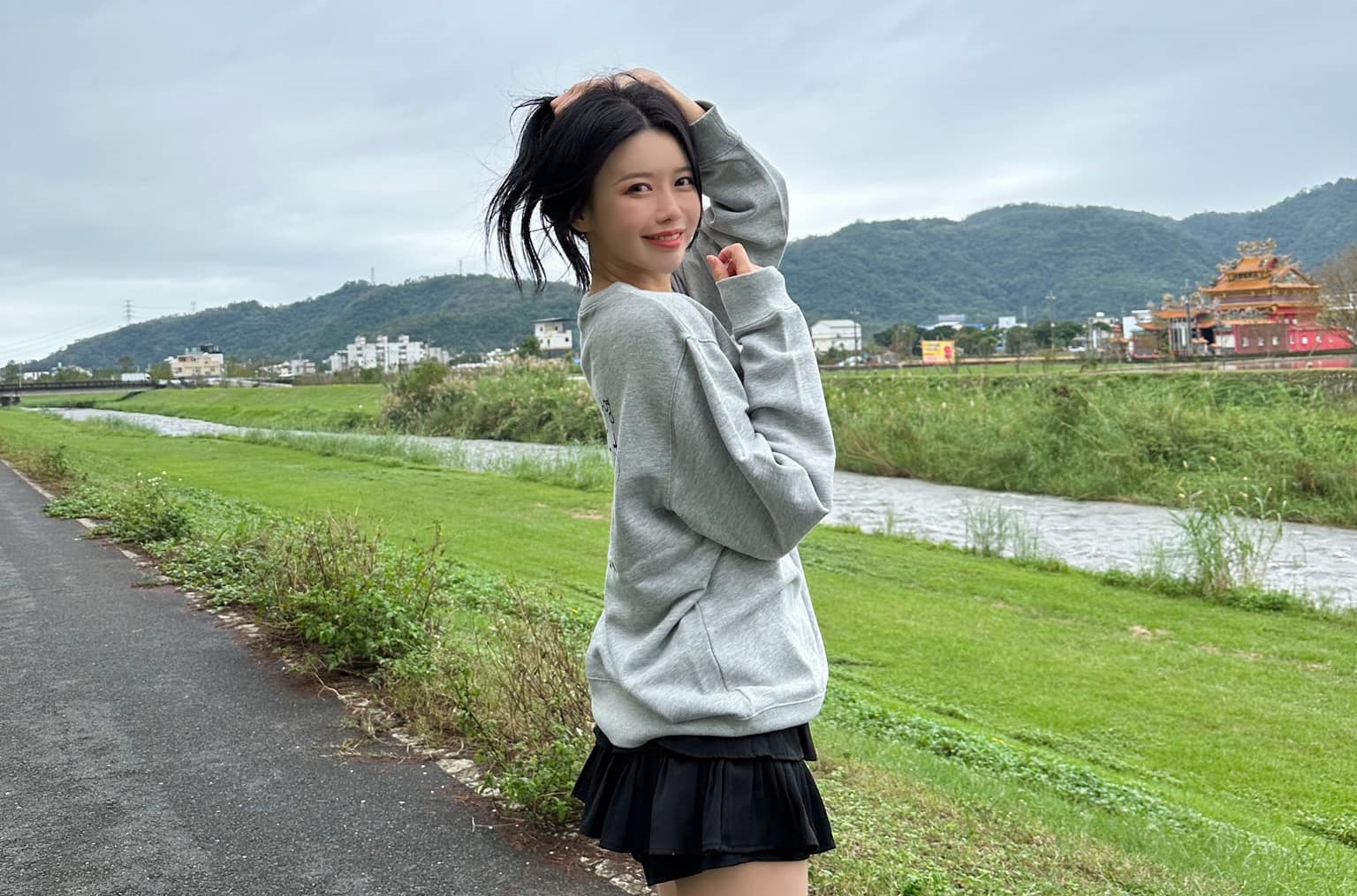 韓籍啦啦隊女神李雅英近日捐款29萬元給兒福聯盟,因該機構捲入「剴剴」案,這起事件近日在網路上引發討論。(翻攝自李雅英臉書)