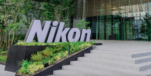 一名nikon前員工出面爆料公司血汗內幕。（翻攝自nikon官網）