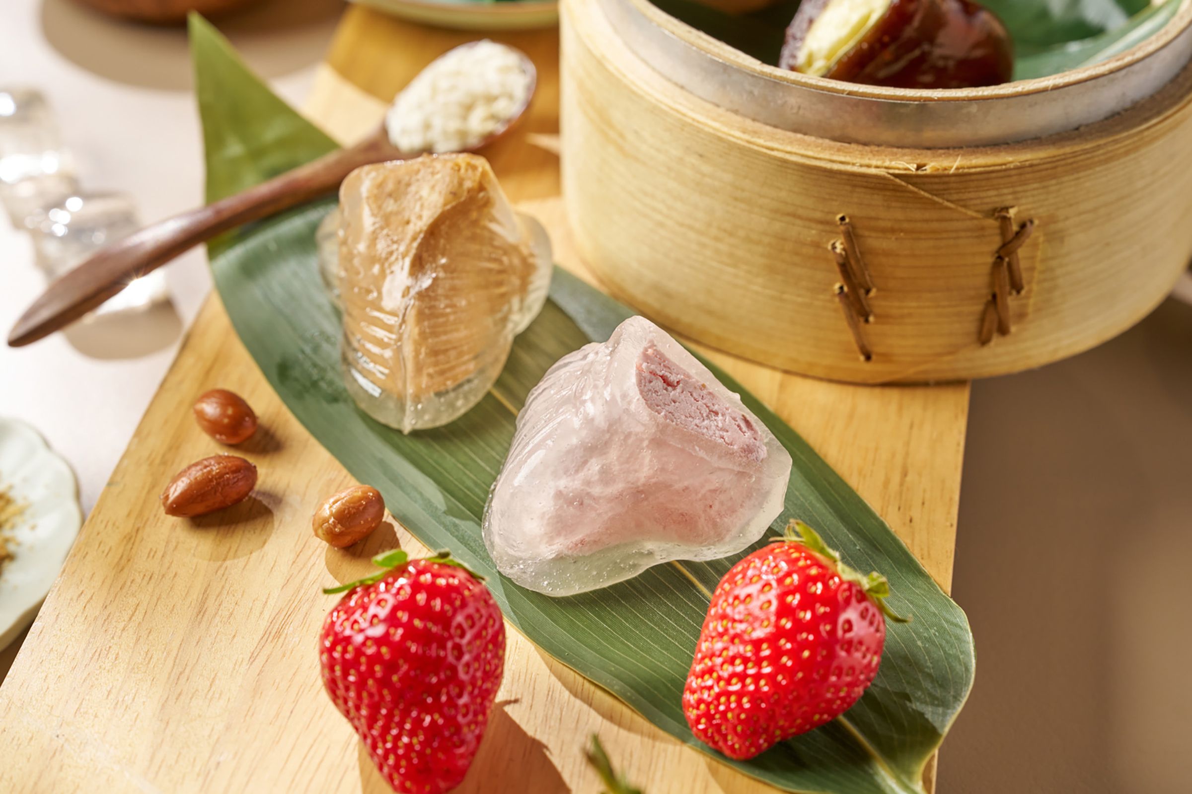 台北福華的冰心Q粽禮袋，內含水晶花生、草莓、紅豆、黑糖布丁，深受大小朋友喜愛。（1,088元／8入1組）（台北福華大飯店提供）