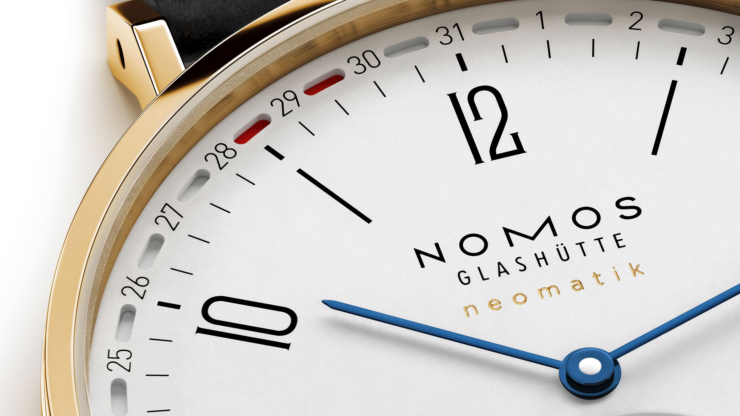 NOMOS Tangente neomatik 38 Update的日期顯示別出心裁,用兩段色塊包夾當天的日期數字。