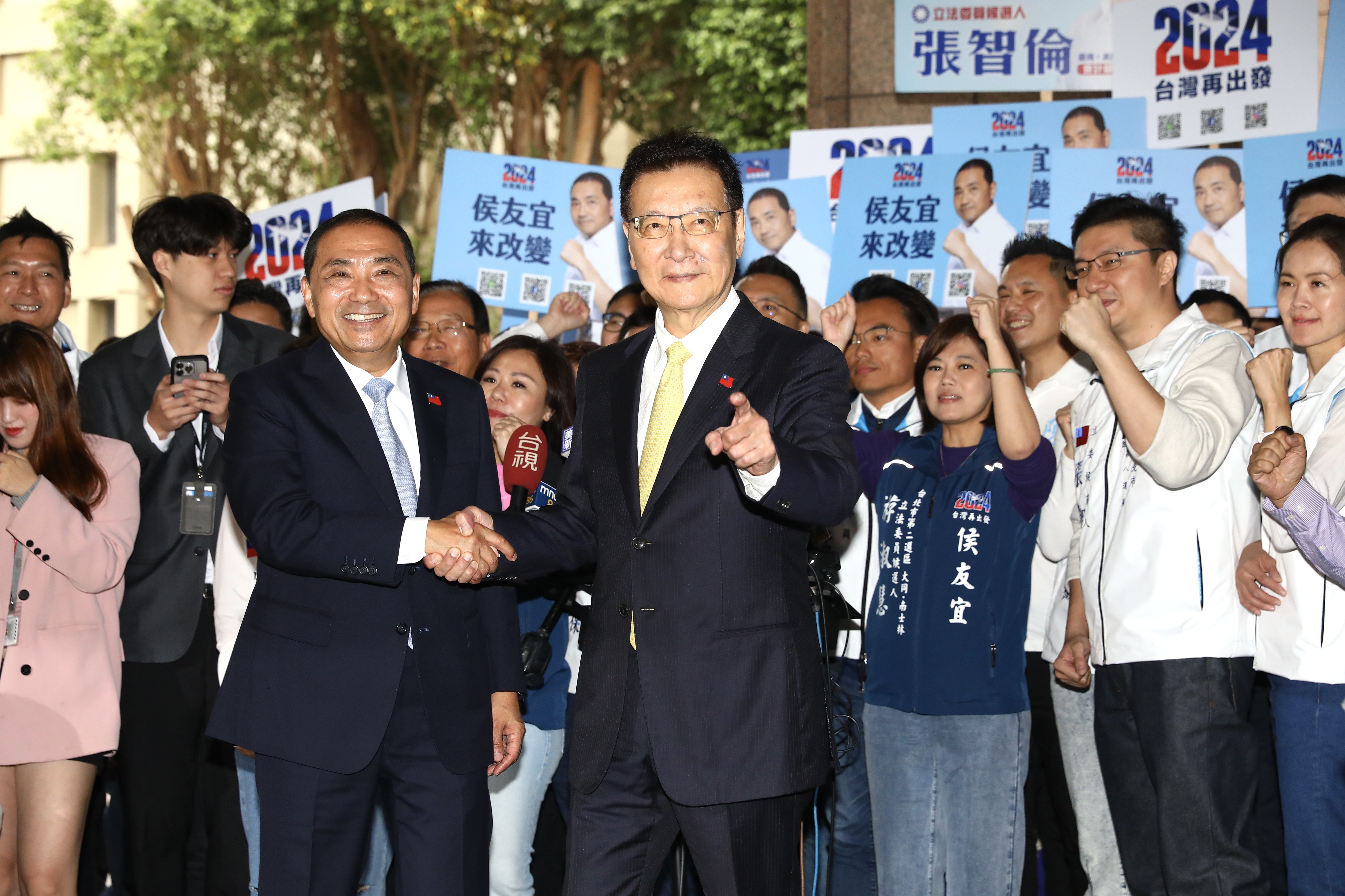 趙少康脫離政壇三十年，此次參選，意在為國民黨贏得政權。（杭大鵬）