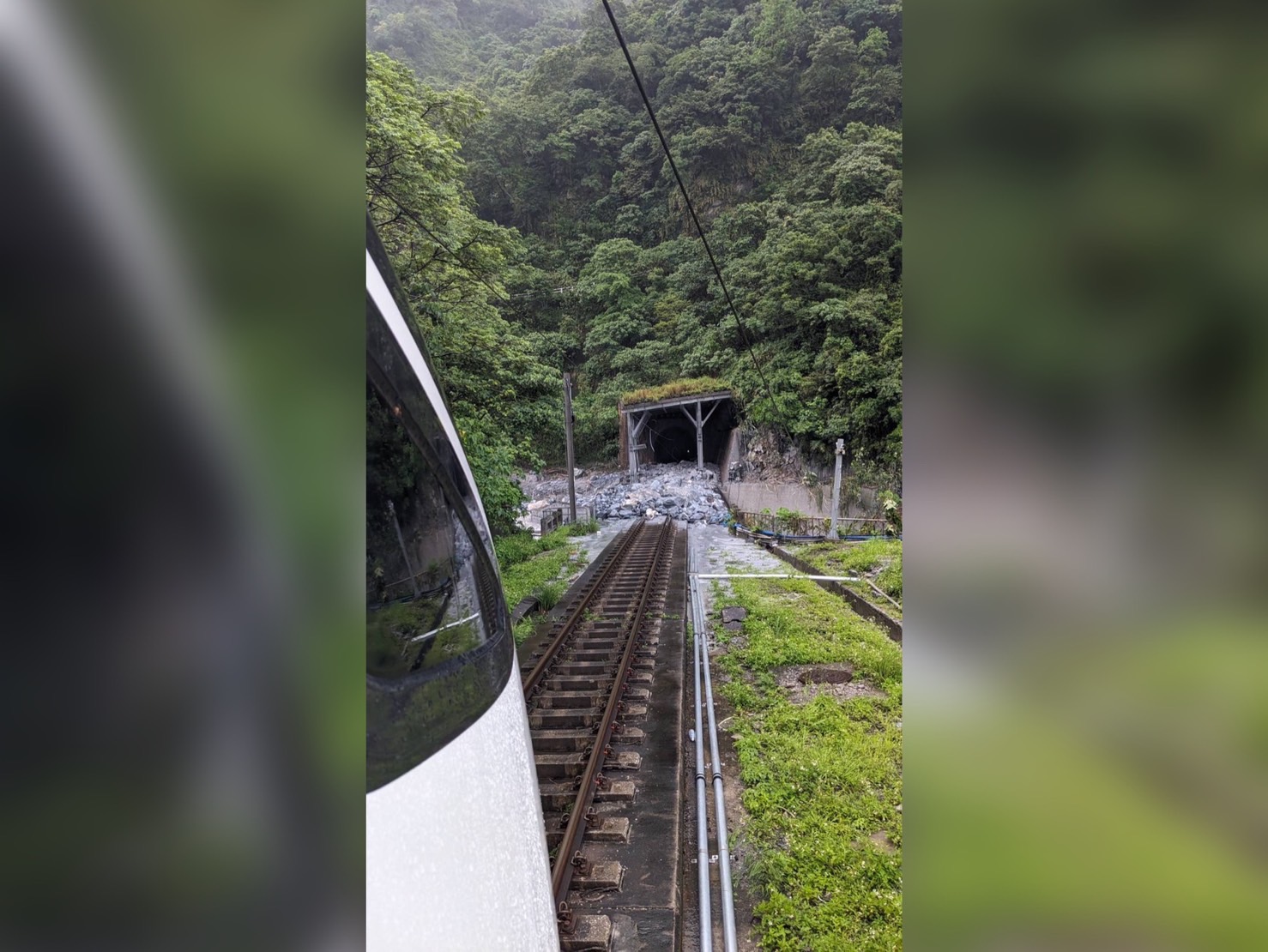 台鐵北迴線雙向中斷，緊急宣布疏運措施。（翻攝台灣便當管理局-附屬鐵路部臉書）