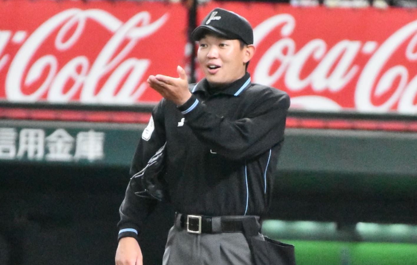 奇蹟發生!日職30歲主審遭球棒砸頭昏迷半年「恢復意識」 親曝:想重返球場執法