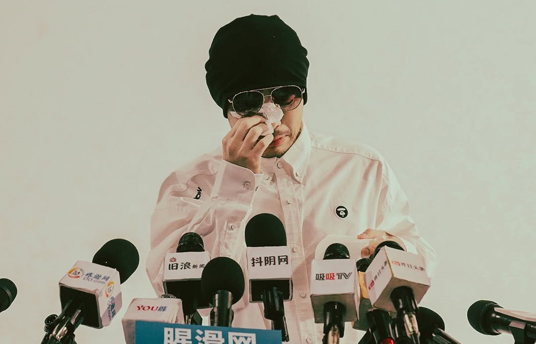 黃明志近日捲入網紅謝侑芯日猝死案,還爆出涉嫌持有毒品等案外案。(翻攝黃明志IG)