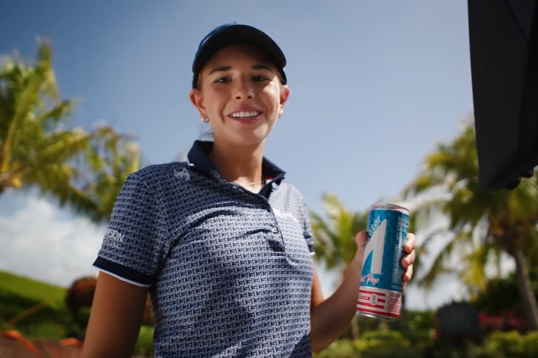 凱伊代言能量飲料，最新廣告釋出，引起話題。（翻攝Accelerator Active Energy YouTube）