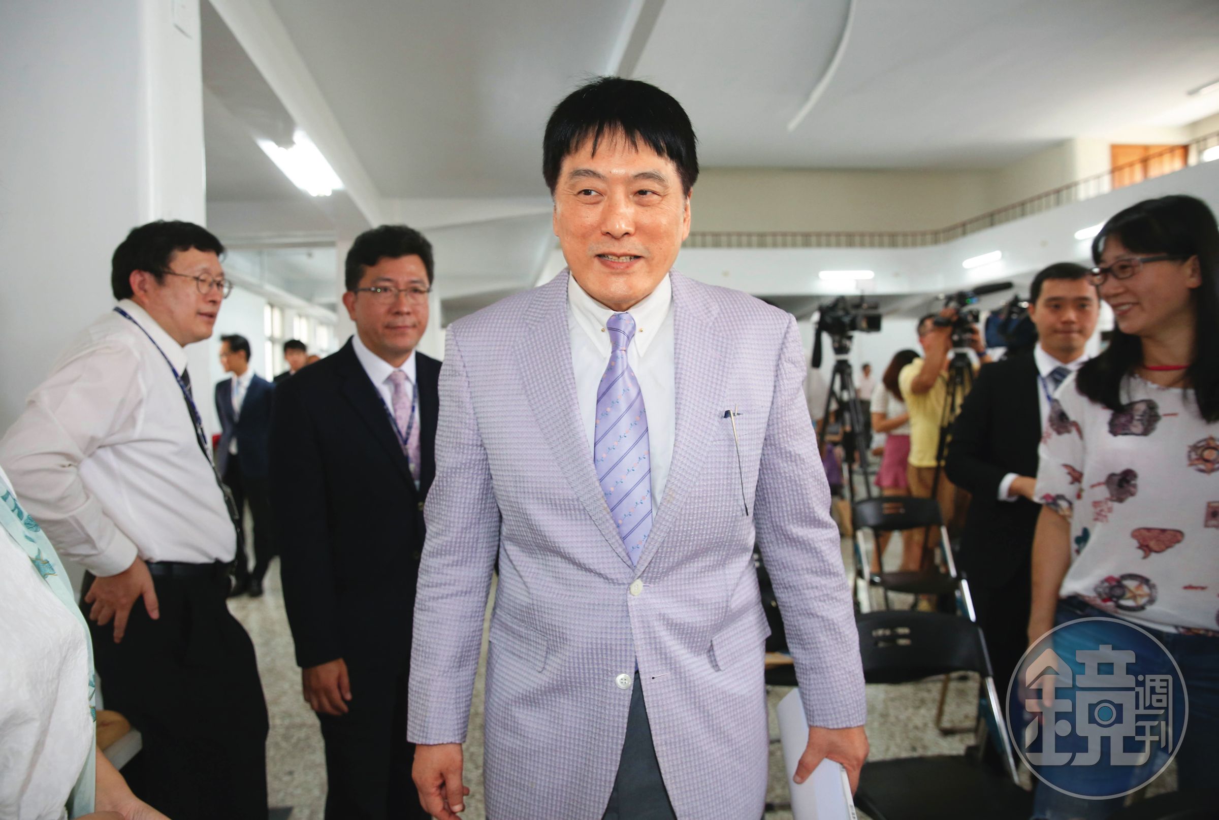 統一企業傍晚發重訊宣布，旗下全資子公司家福股份有限公司將啟動更名計畫。圖為統一集團董事長羅智先。