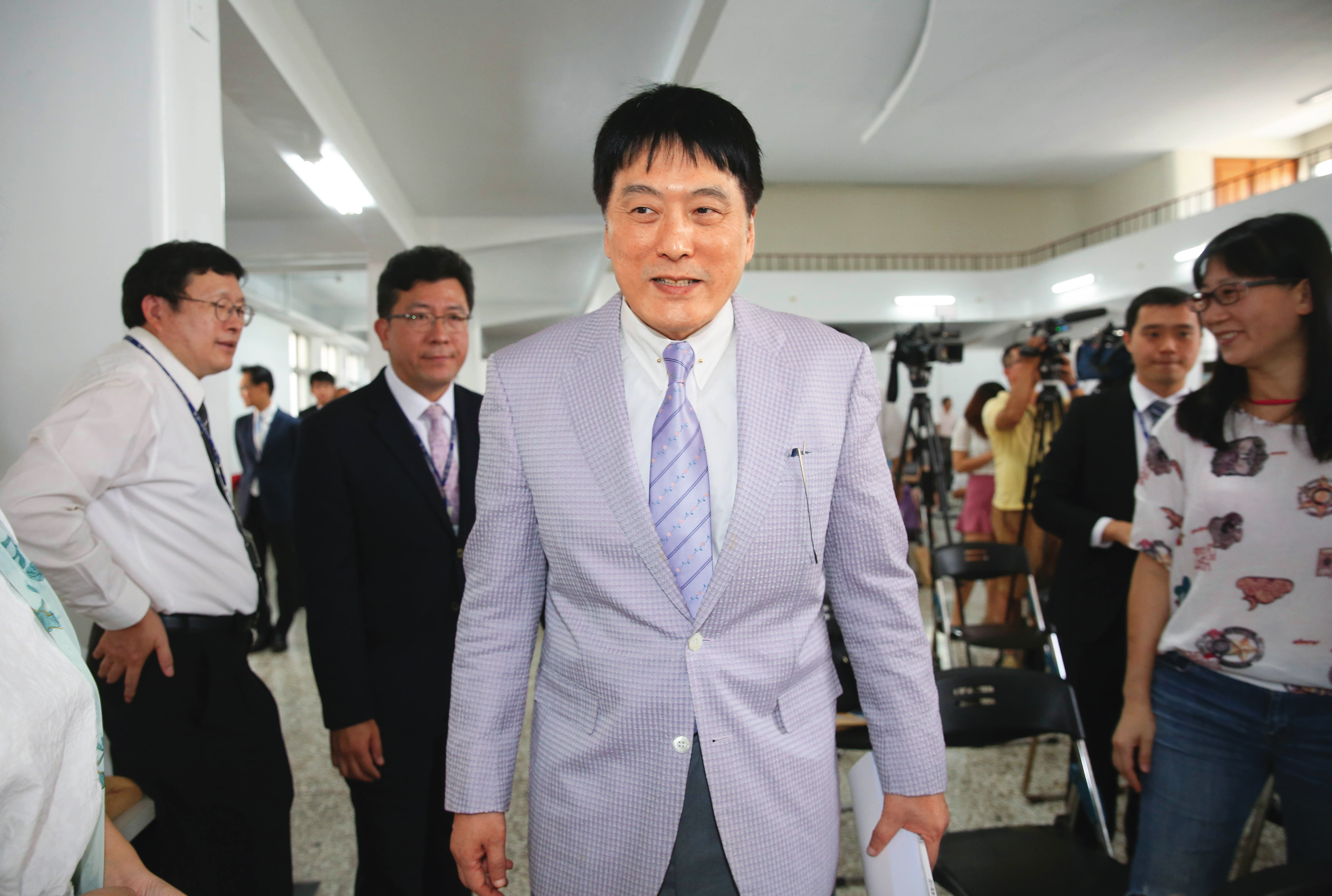 統一集團董事長羅智先時隔十多年，再度投入寵物零售事業，看重萬達的數據力。