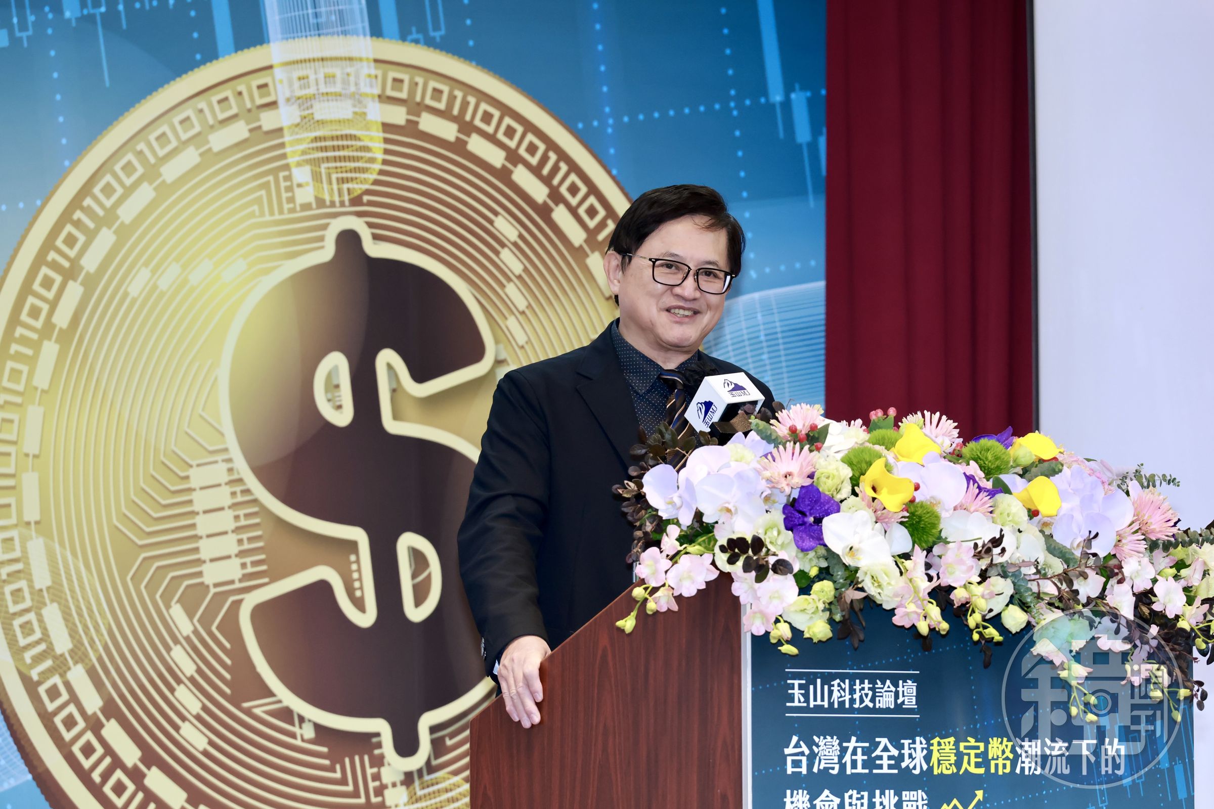 台灣玉山科技協會理事長暨和碩集團董事長童子賢今日對穩定幣發展提出看法與提醒。