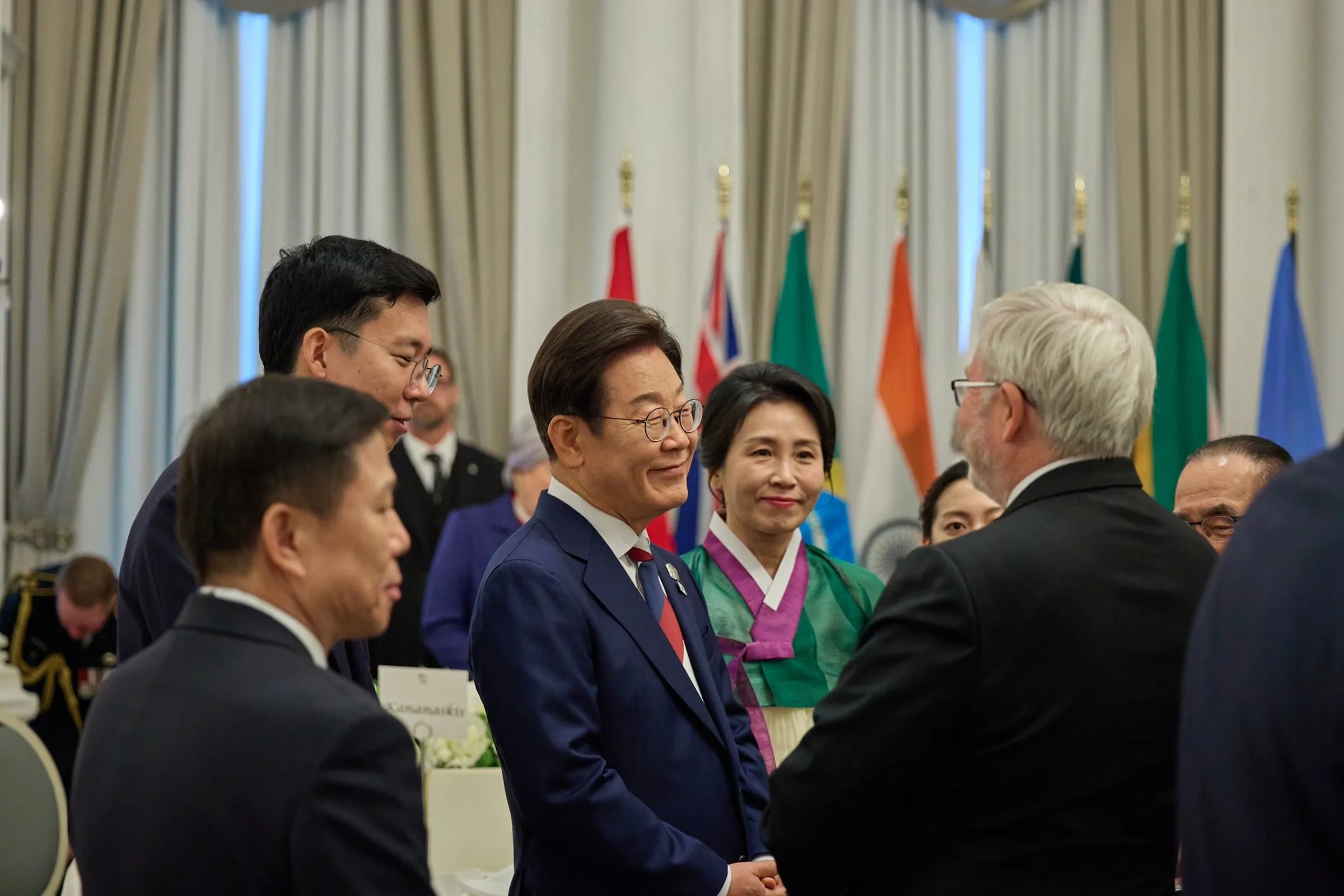 李在明當選韓國總統，也是民主韌性糾正脫軌的具體範例。（翻攝自李在明（이재명）臉書）