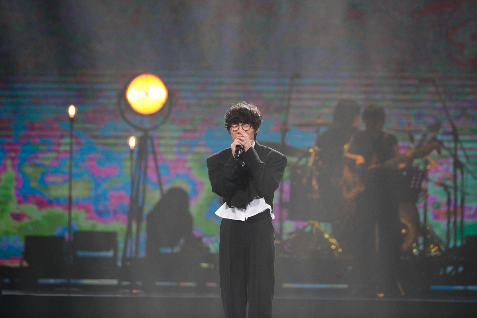 盧廣仲在2025 hito流行音樂獎頒獎典禮擔任「絕對音樂」特別表演嘉賓。