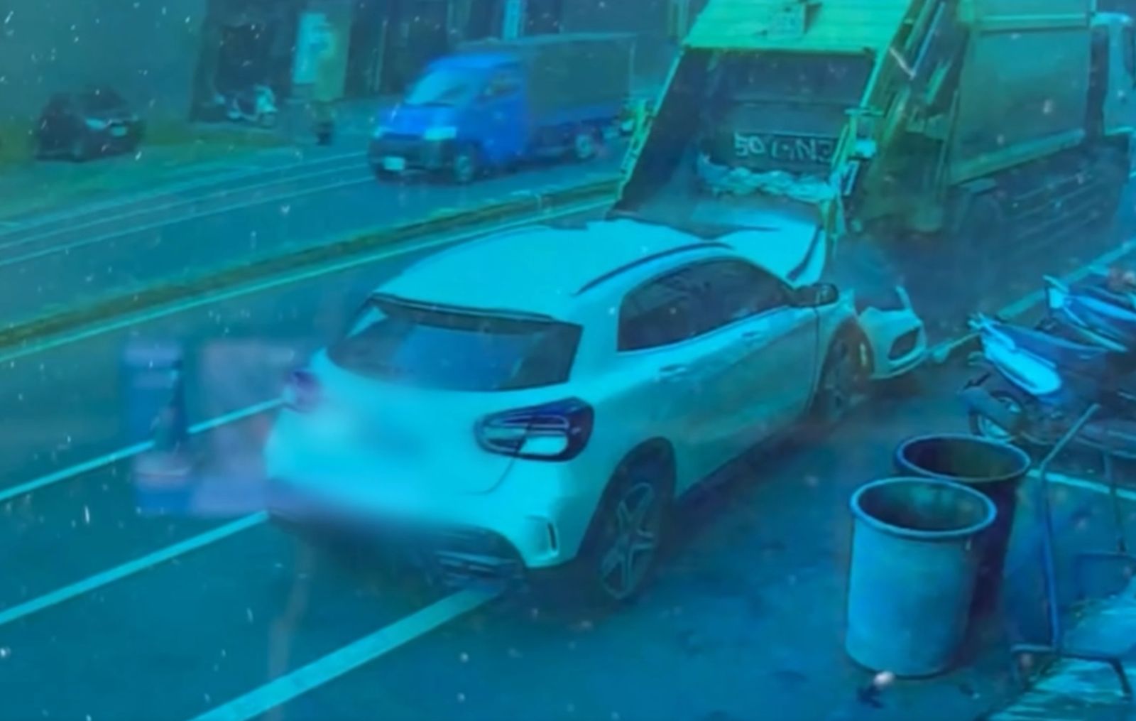 酒駕撞死清潔員 48歲香酥鴨老闆被救出一句話激怒眾人!險遭圍毆