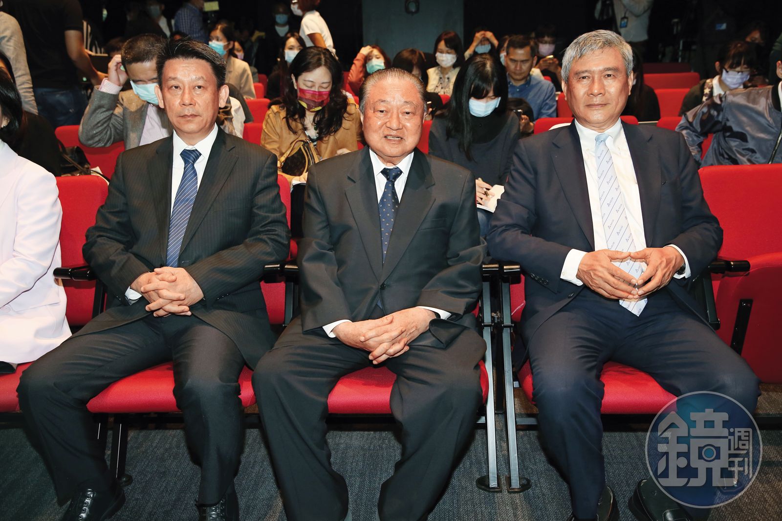 台股新二哥傳奇3/建中畢業卻念農專創業養蝦 鄭平變身二代「硬漢」接班