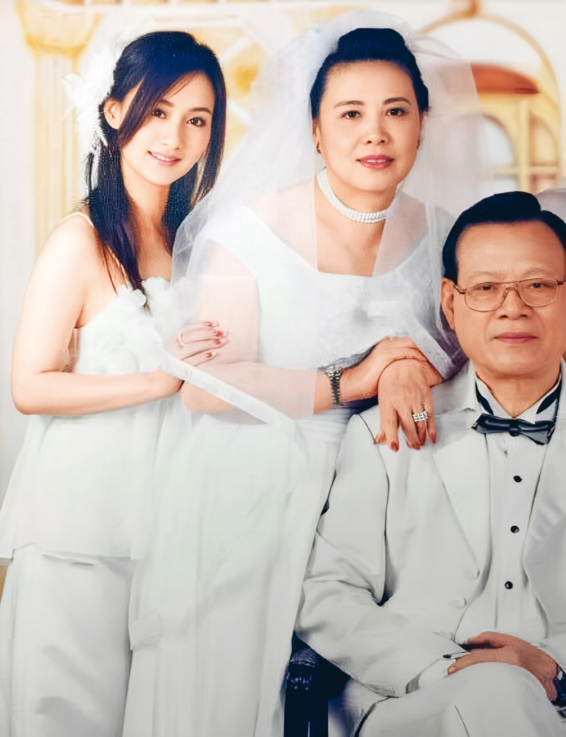 陳德容（左）是家中老么，從小備受父母疼愛。（翻攝自陳德容臉書）